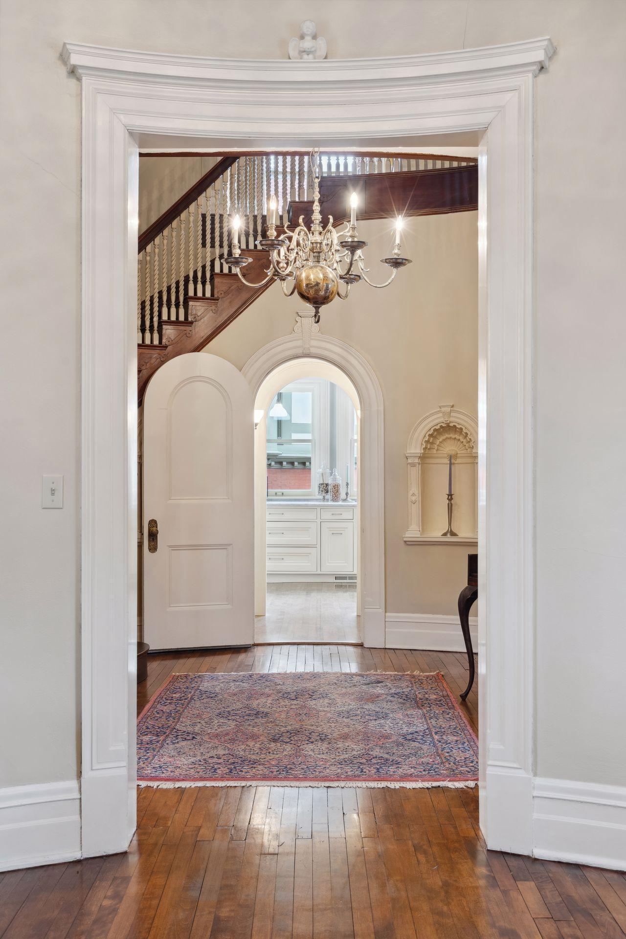 Homes for sale in Minneapolis, MN | 1203 Mount Curve Ave, Minneapolis, MN 55403 | MLS# 7001491