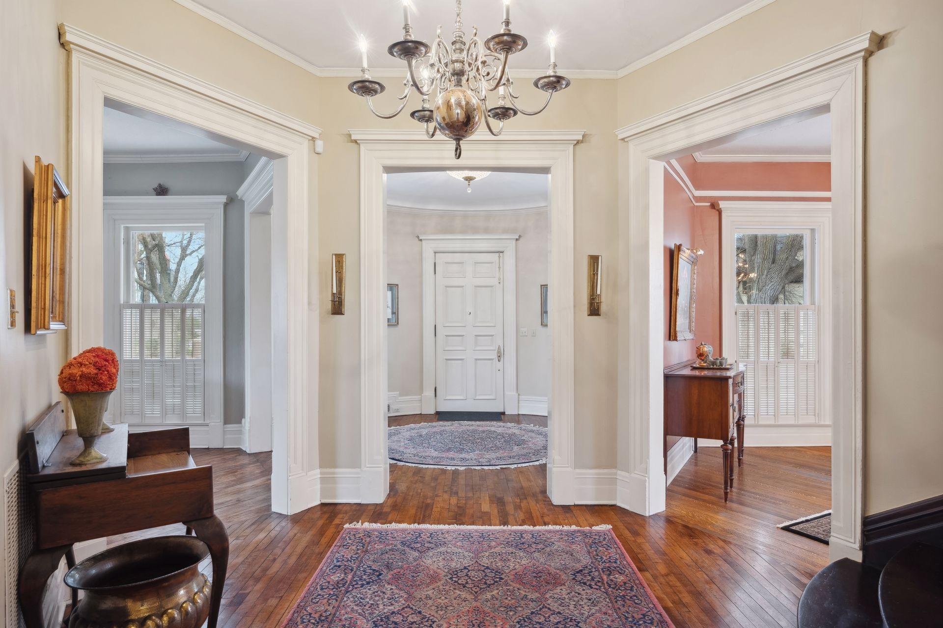 Homes for sale in Minneapolis, MN | 1203 Mount Curve Ave, Minneapolis, MN 55403 | MLS# 7001491