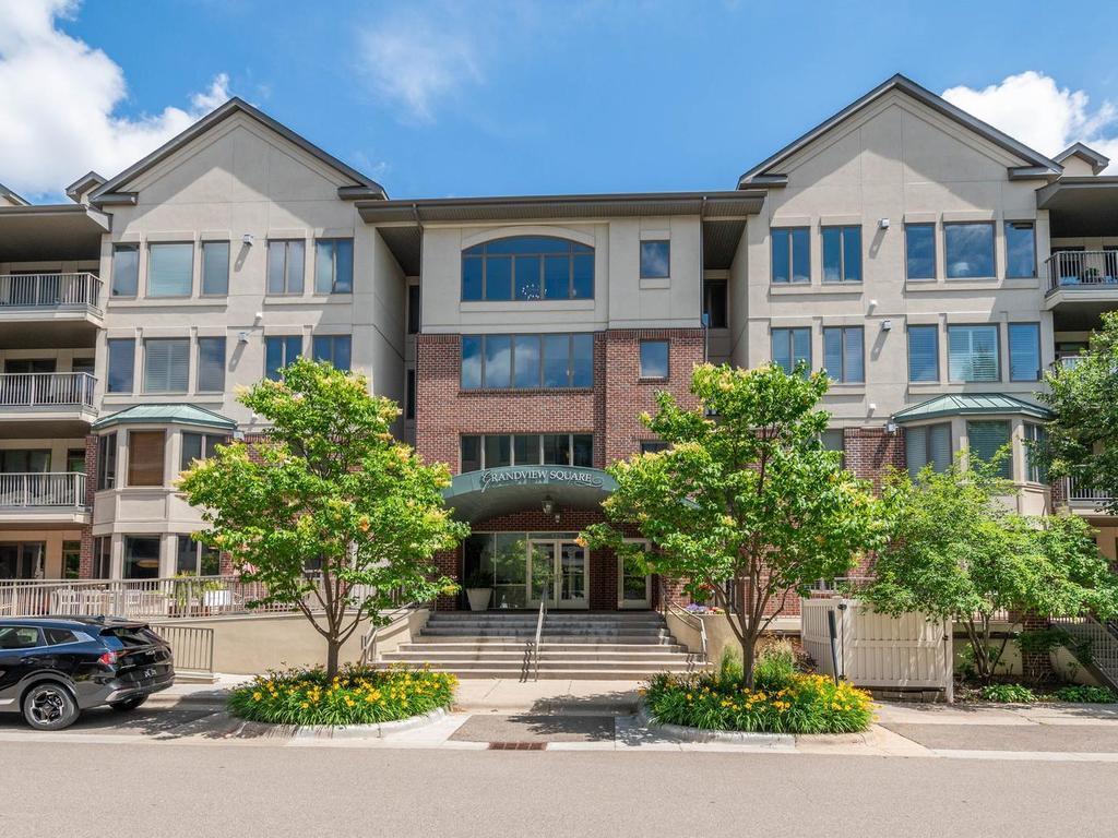 1st image of 5225 Grandview Sq #210, Minneapolis, MN 55436 | MLS# 7001832