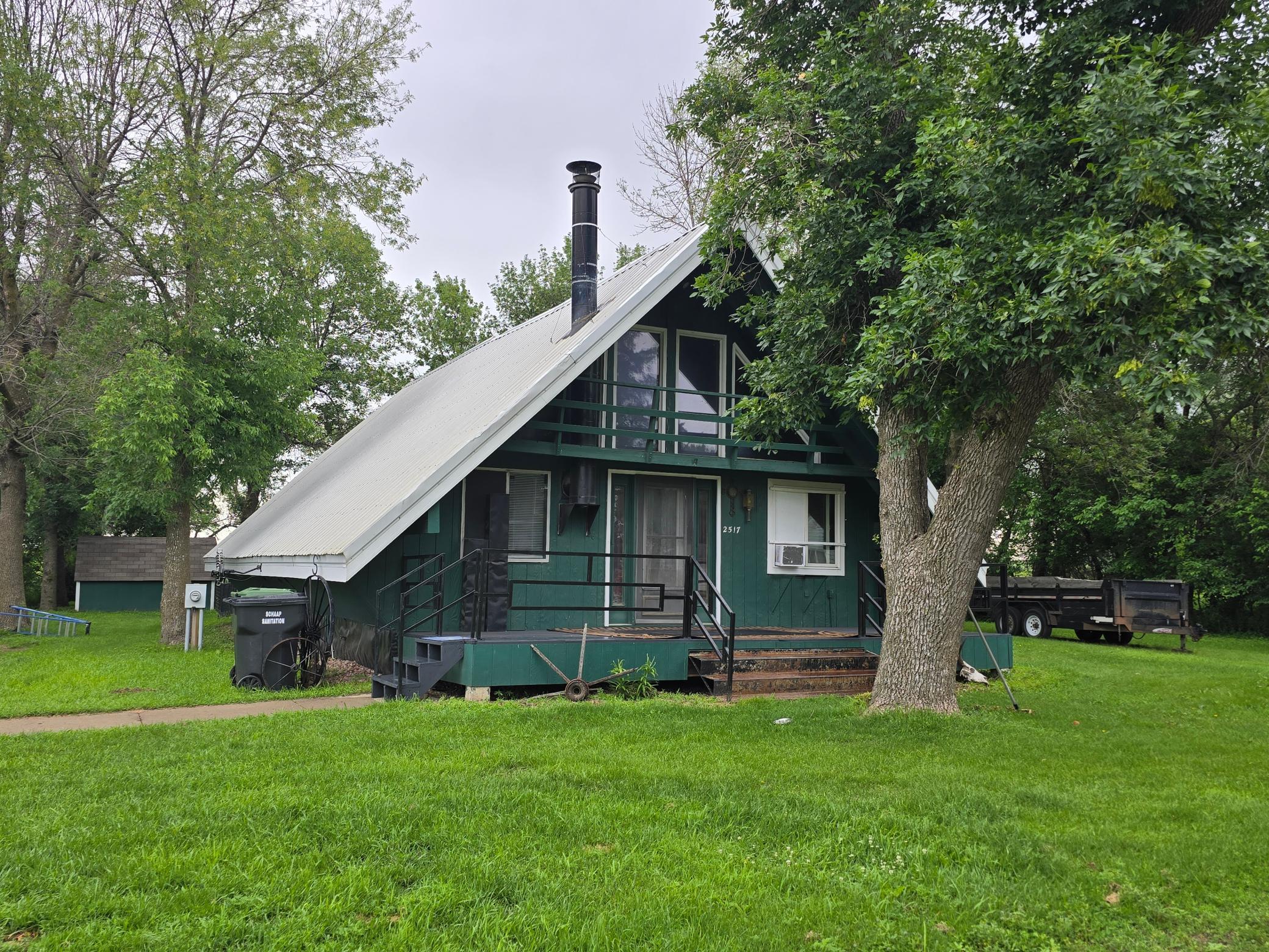Homes for sale in Worthington, MN | 2517 East Ave, Worthington, MN 56187 | MLS# 7001933