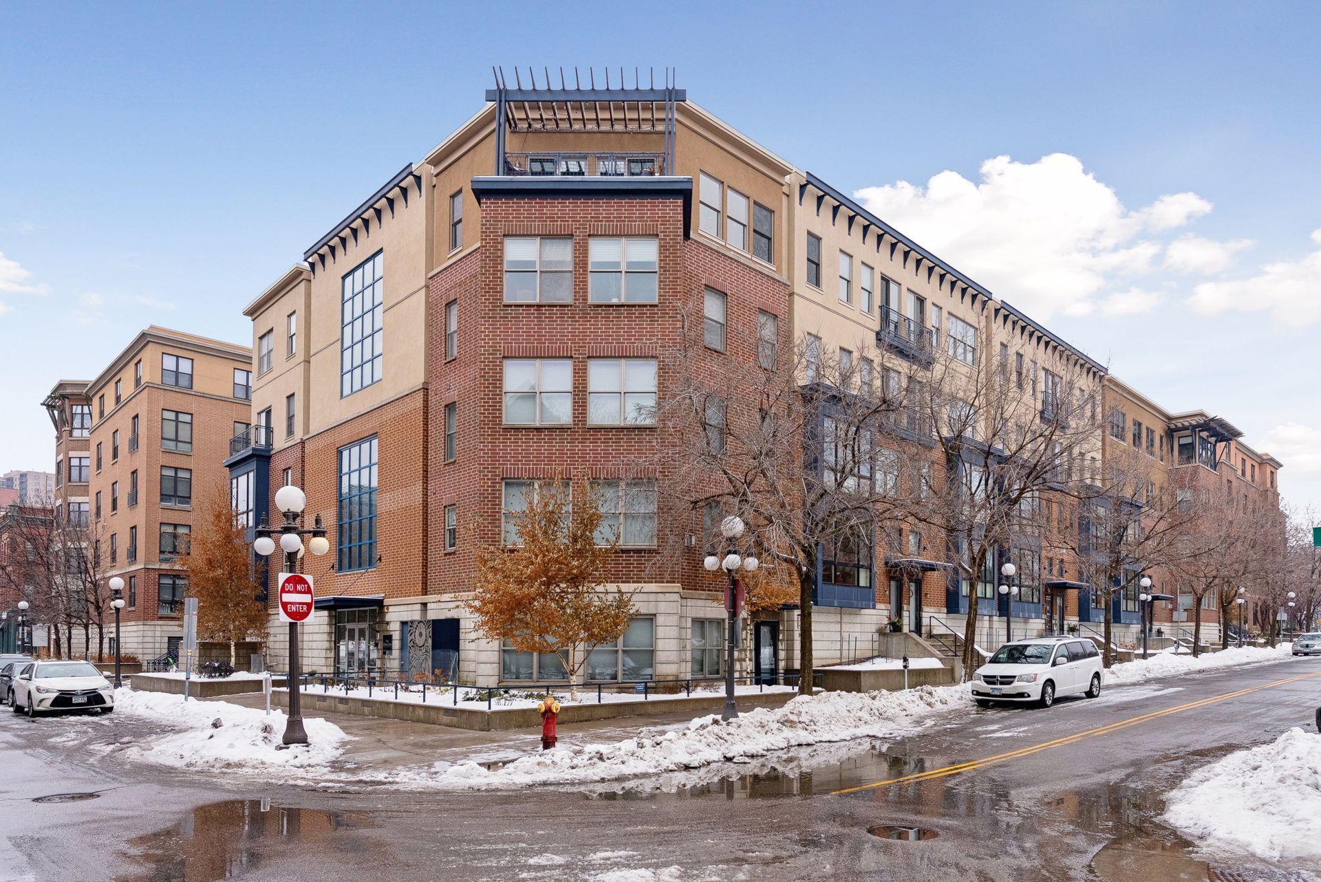 Homes for sale in Saint Paul, MN | 209 8Th St E #201, Saint Paul, MN 55101 | MLS# 7002161