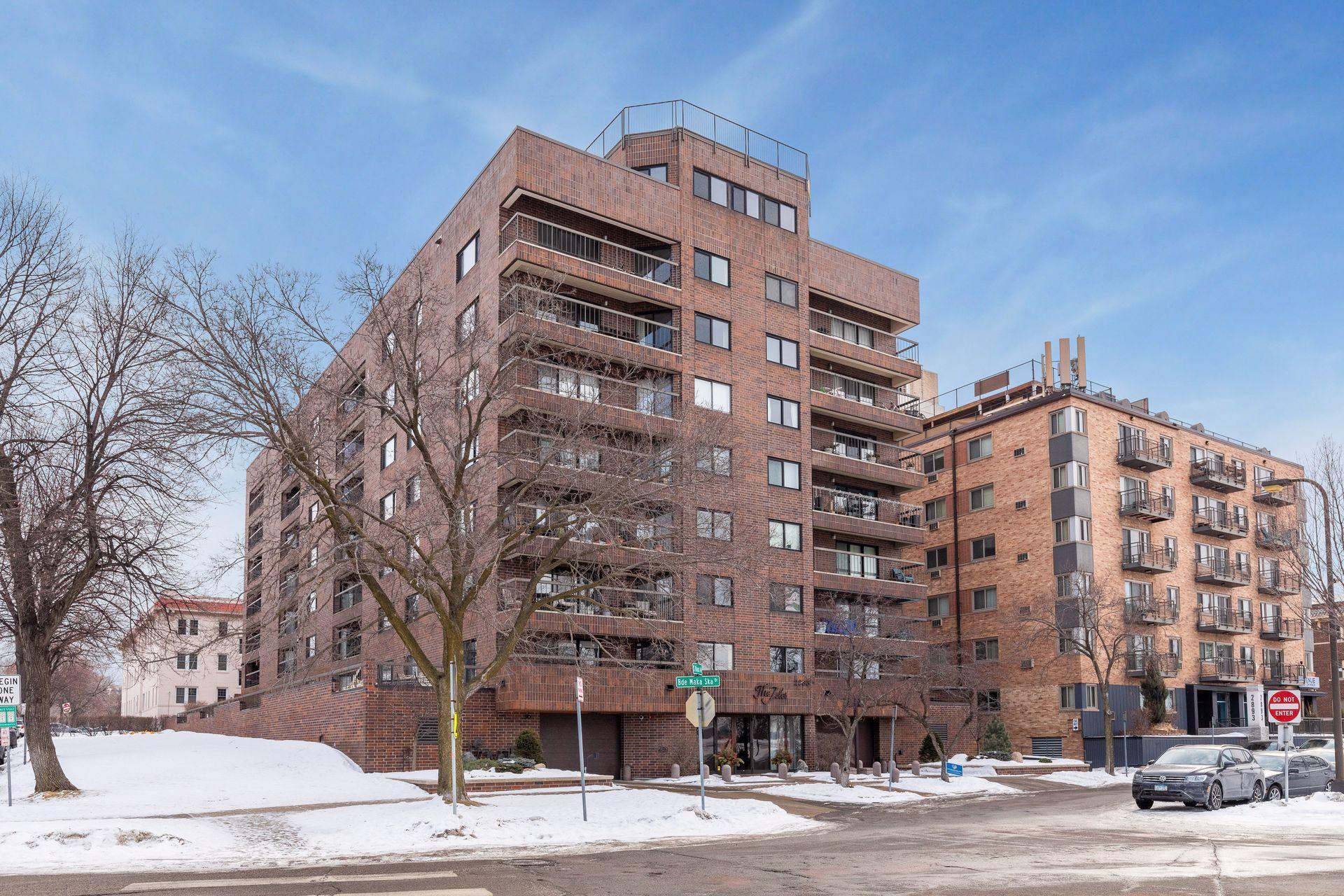 Homes for sale in Minneapolis, MN | 2885 Knox Ave S #404, Minneapolis, MN 55408 | MLS# 7003211