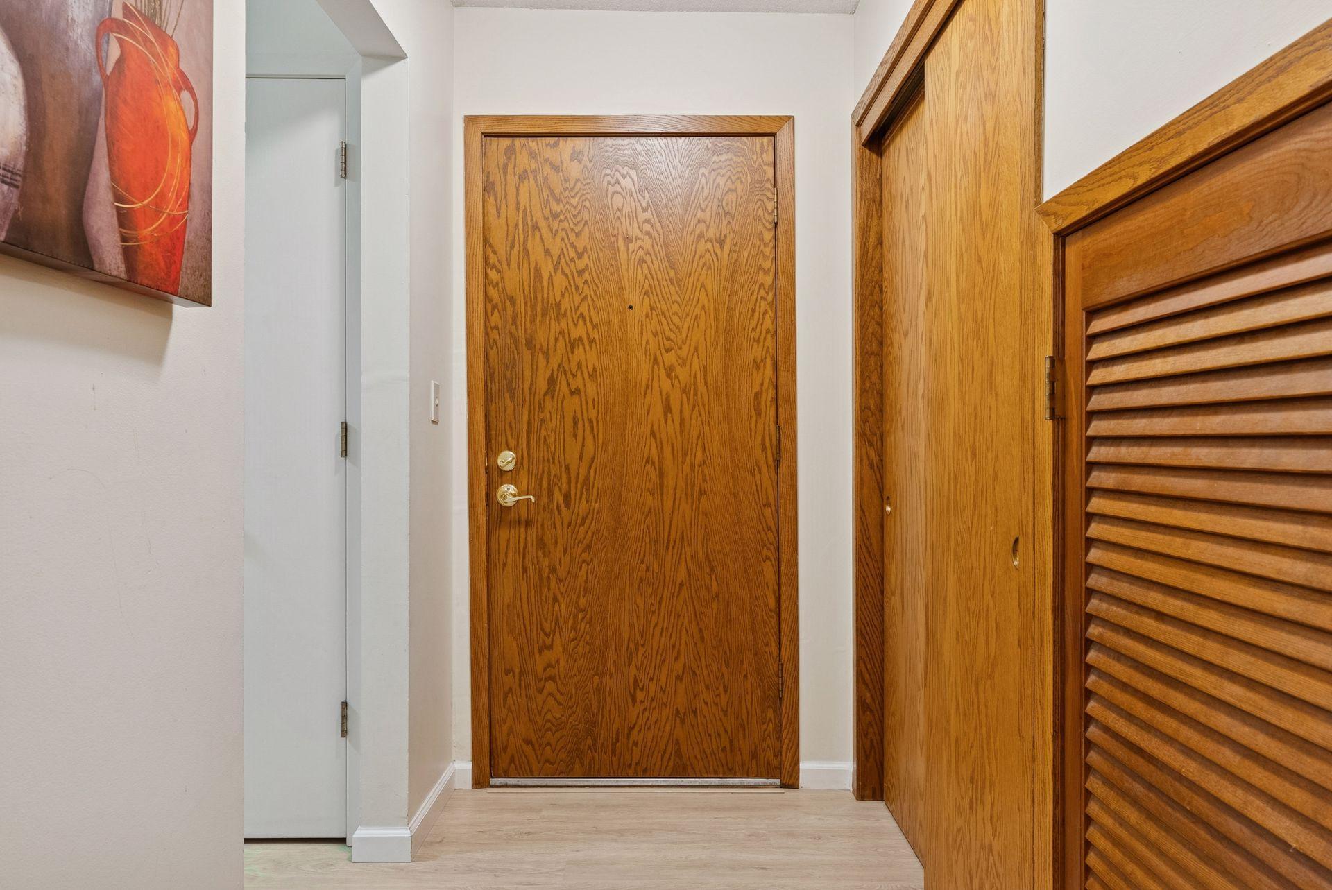 Homes for sale in Roseville, MN | 2210 Midland Grove Rd #209, Roseville, MN 55113 | MLS# 7004475