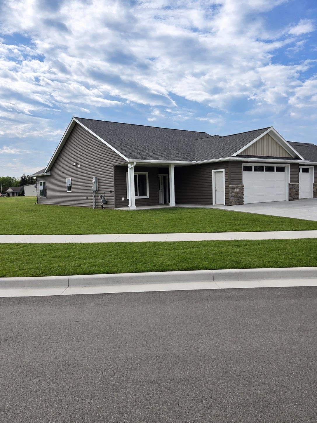 1st image of 803 3rd Ave Nw, Pine Island, MN 55963 | MLS# 7004780