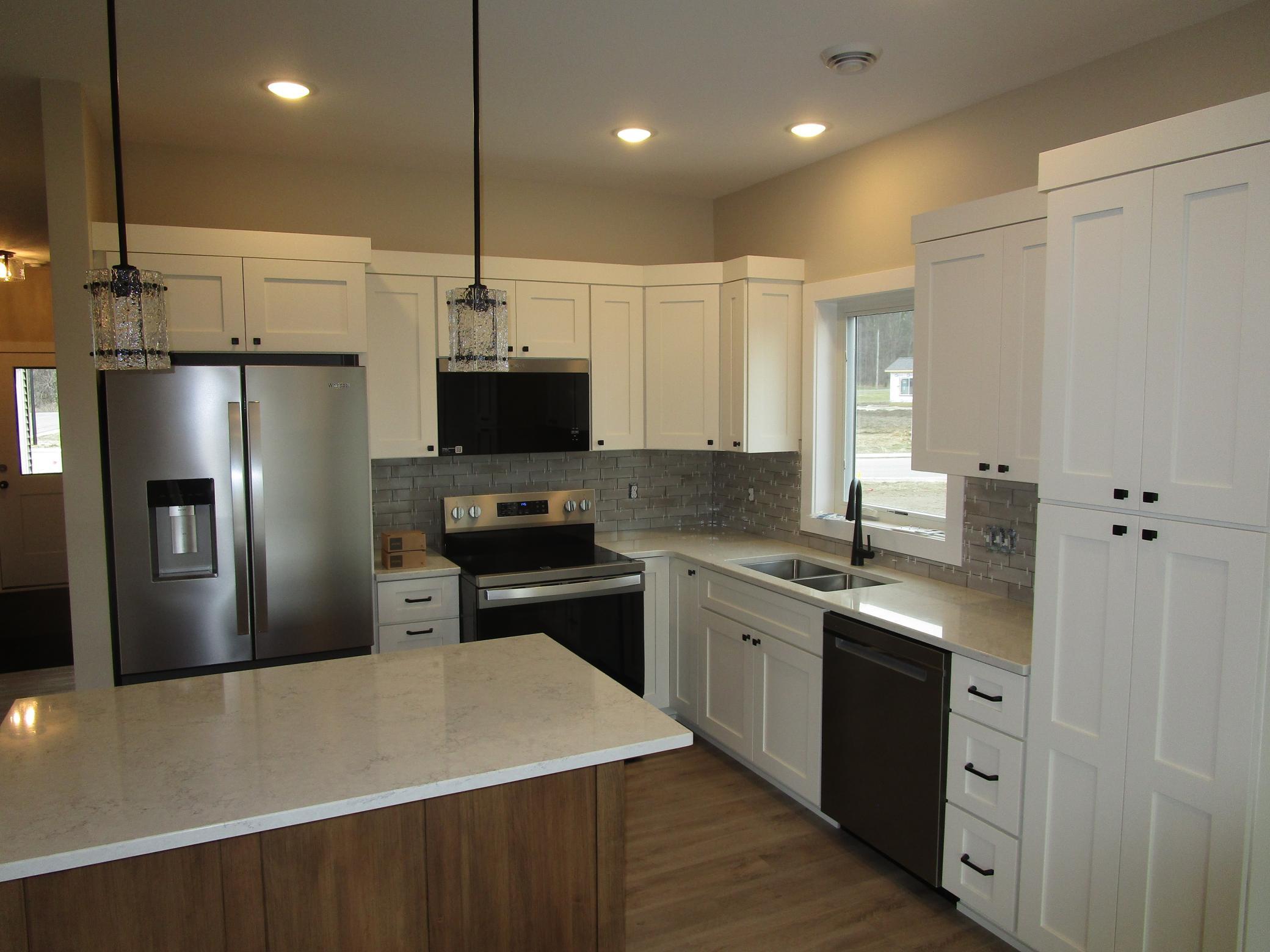 2nd image of 803 3rd Ave Nw, Pine Island, MN 55963 | MLS# 7004780