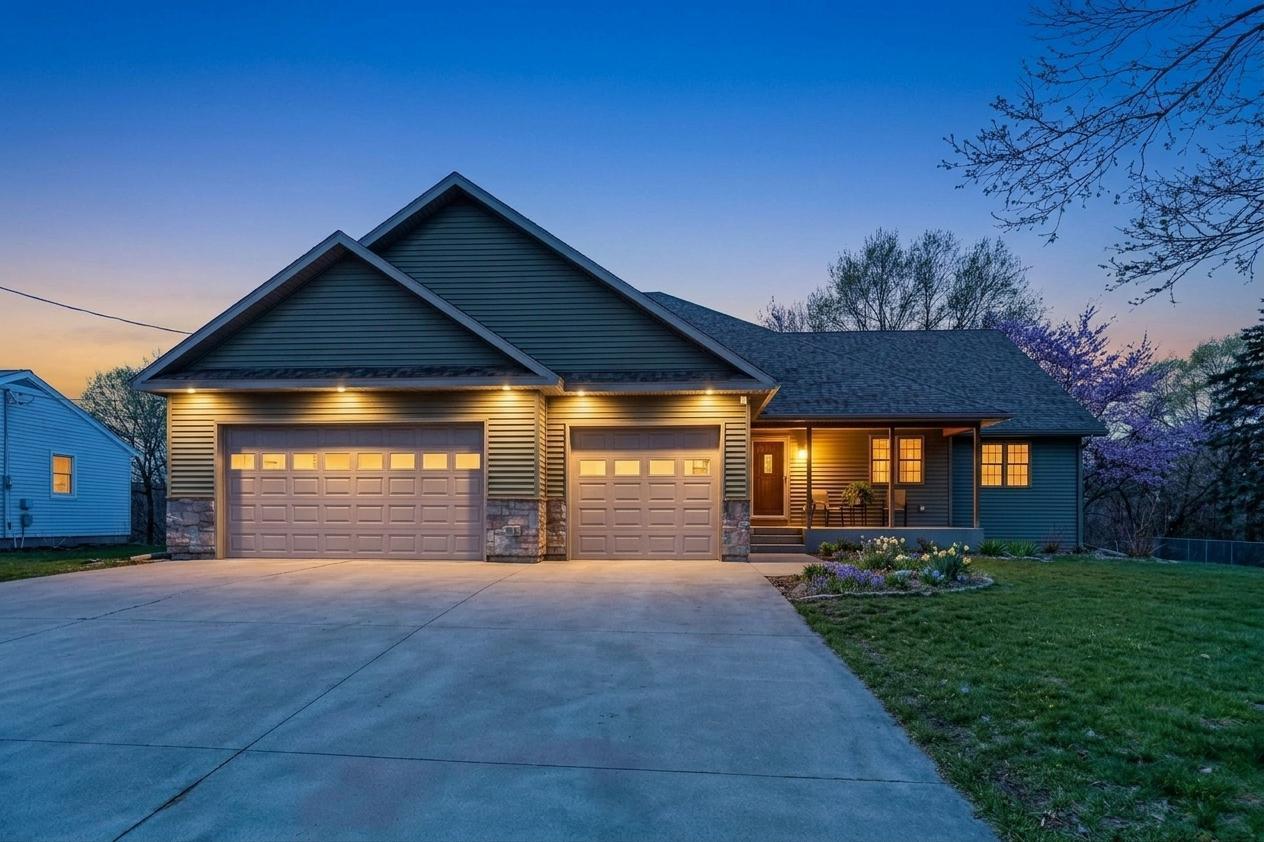 Homes for sale in Medford, MN | 209 Sunrise Dr, Medford, MN 55049 | MLS# 7006330