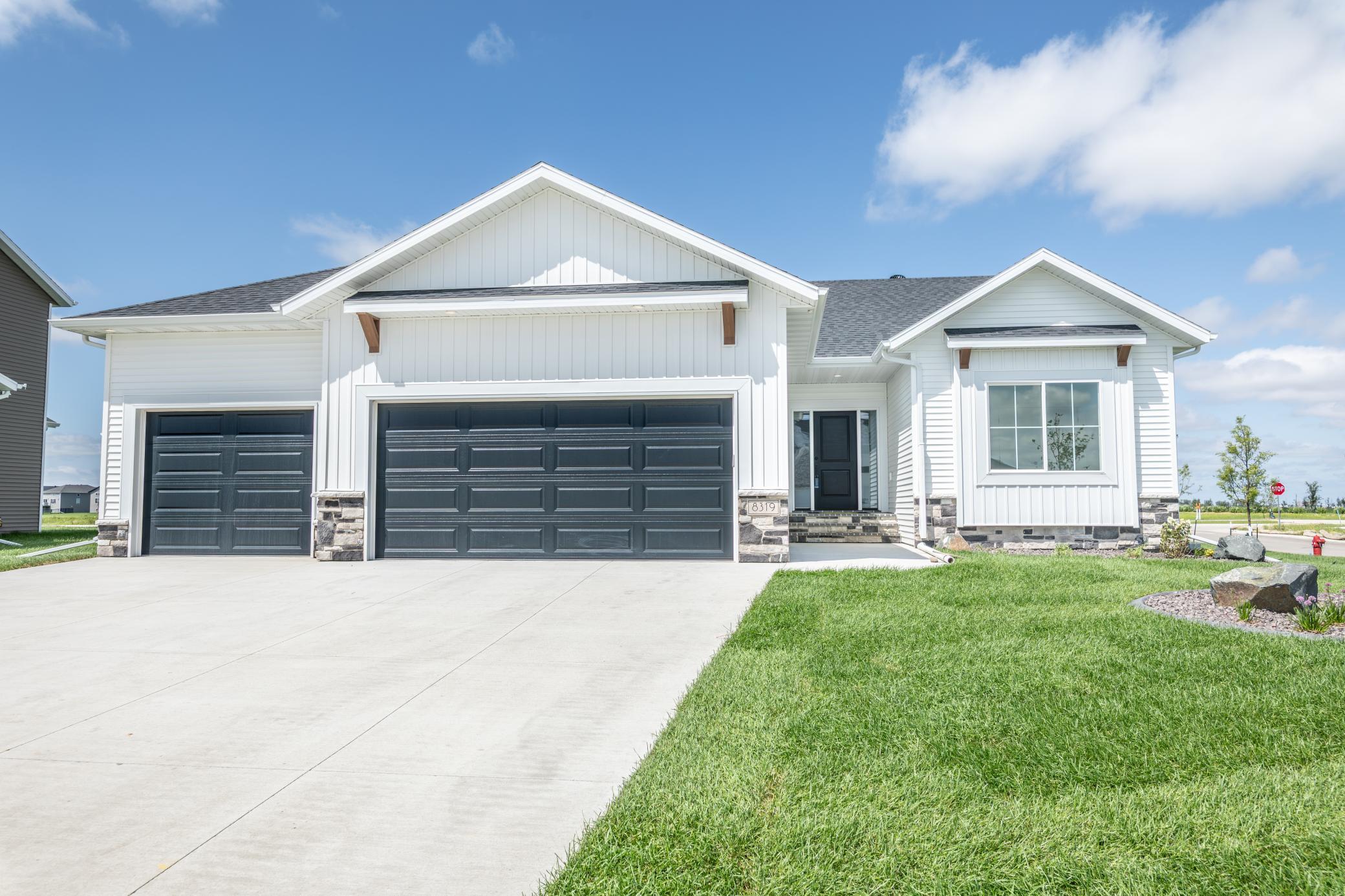 1st image of 8319 59 St S, Horace, ND 58047 | MLS# 7006760