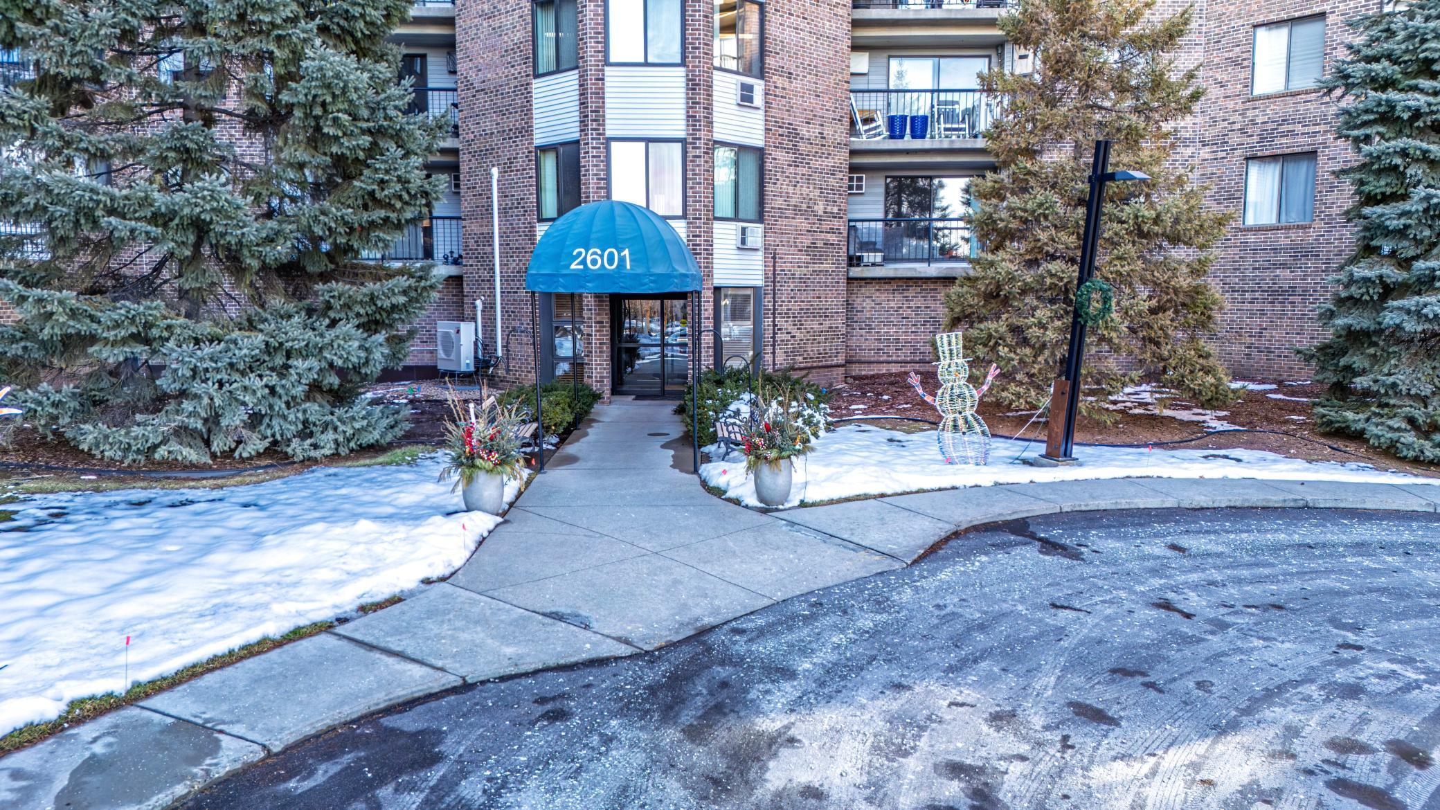 Homes for sale in Saint Anthony, MN | 2601 Kenzie Ter #515, Saint Anthony, MN 55418 | MLS# 7007300