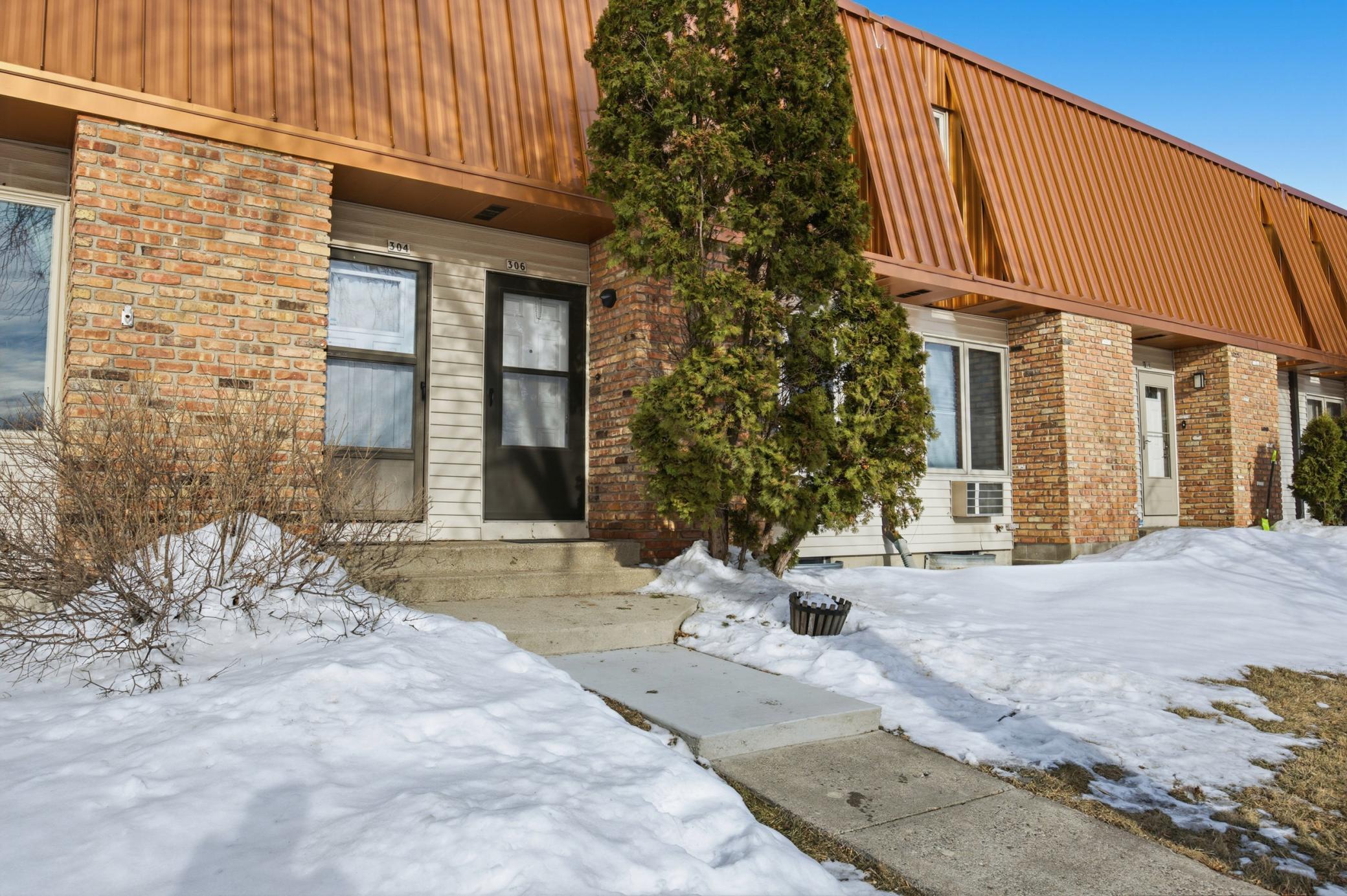 Homes for sale in West Fargo, ND | 306 13Th Ave E, West Fargo, ND 58078 | MLS# 7007367