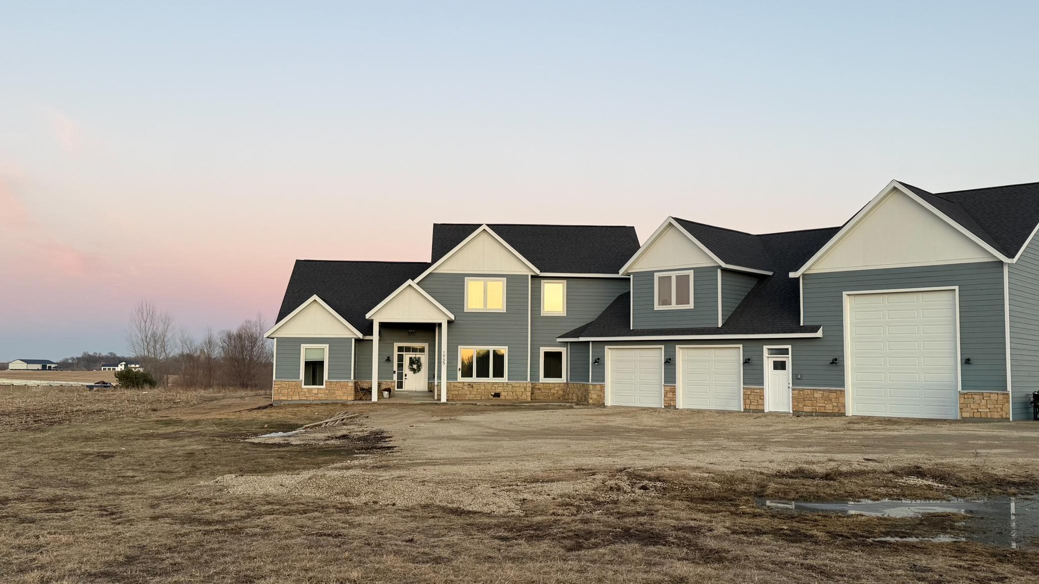 Homes for sale in Saint Charles, MN | 1955 Brownell St, Saint Charles, MN 55972 | MLS# 7007904