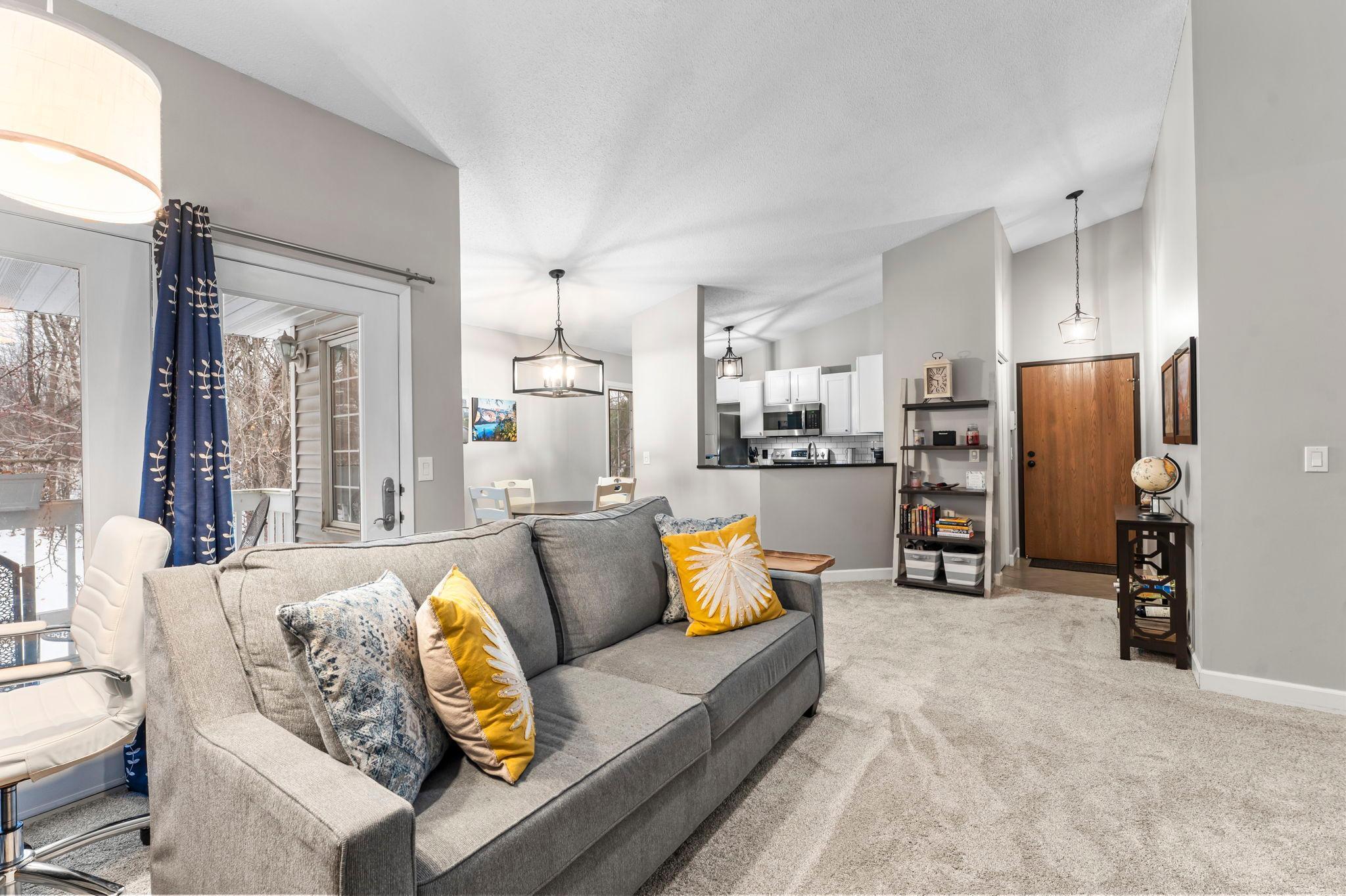 Homes for sale in Eagan, MN | 3563 Blue Jay Wy #200, Eagan, MN 55123 | MLS# 7008385