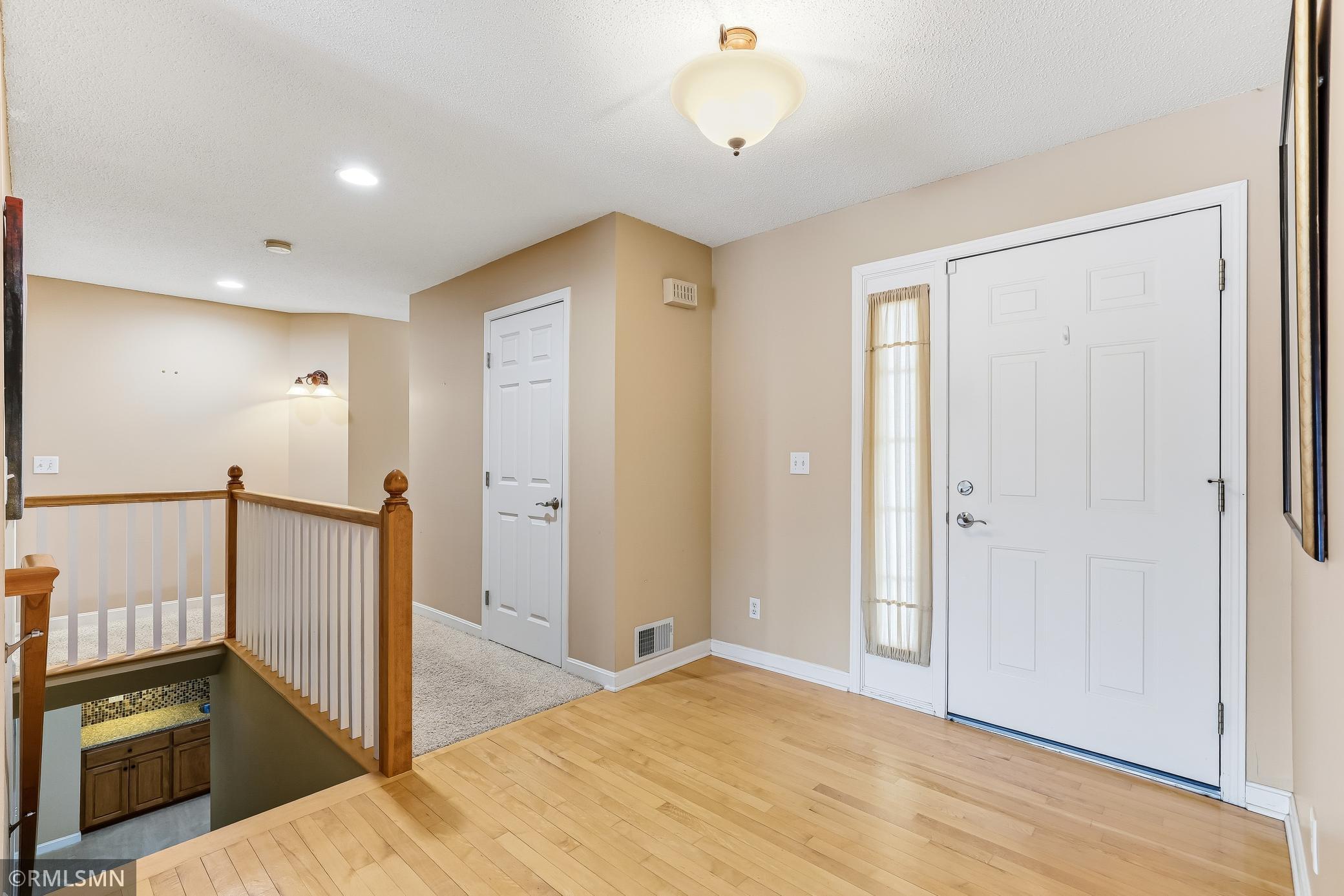 3rd image of 18455 95Th Pl N, Maple Grove, MN 55311 | MLS# 7008471