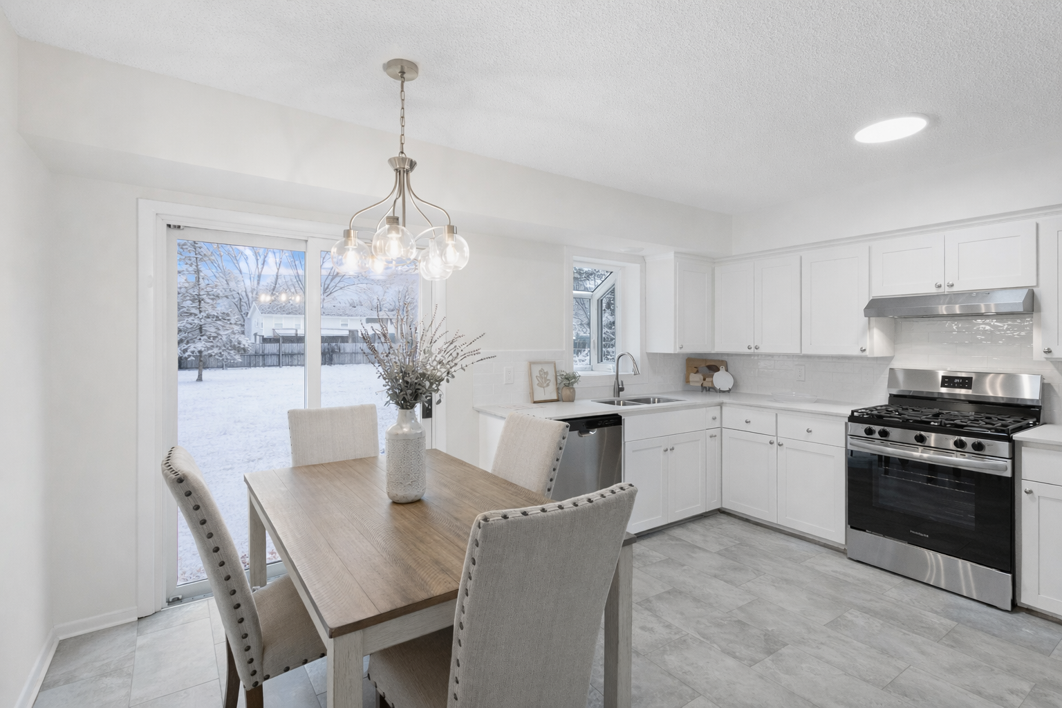 Homes for sale in Farmington, MN | 3699 205Th St W, Farmington, MN 55024 | MLS# 7008853