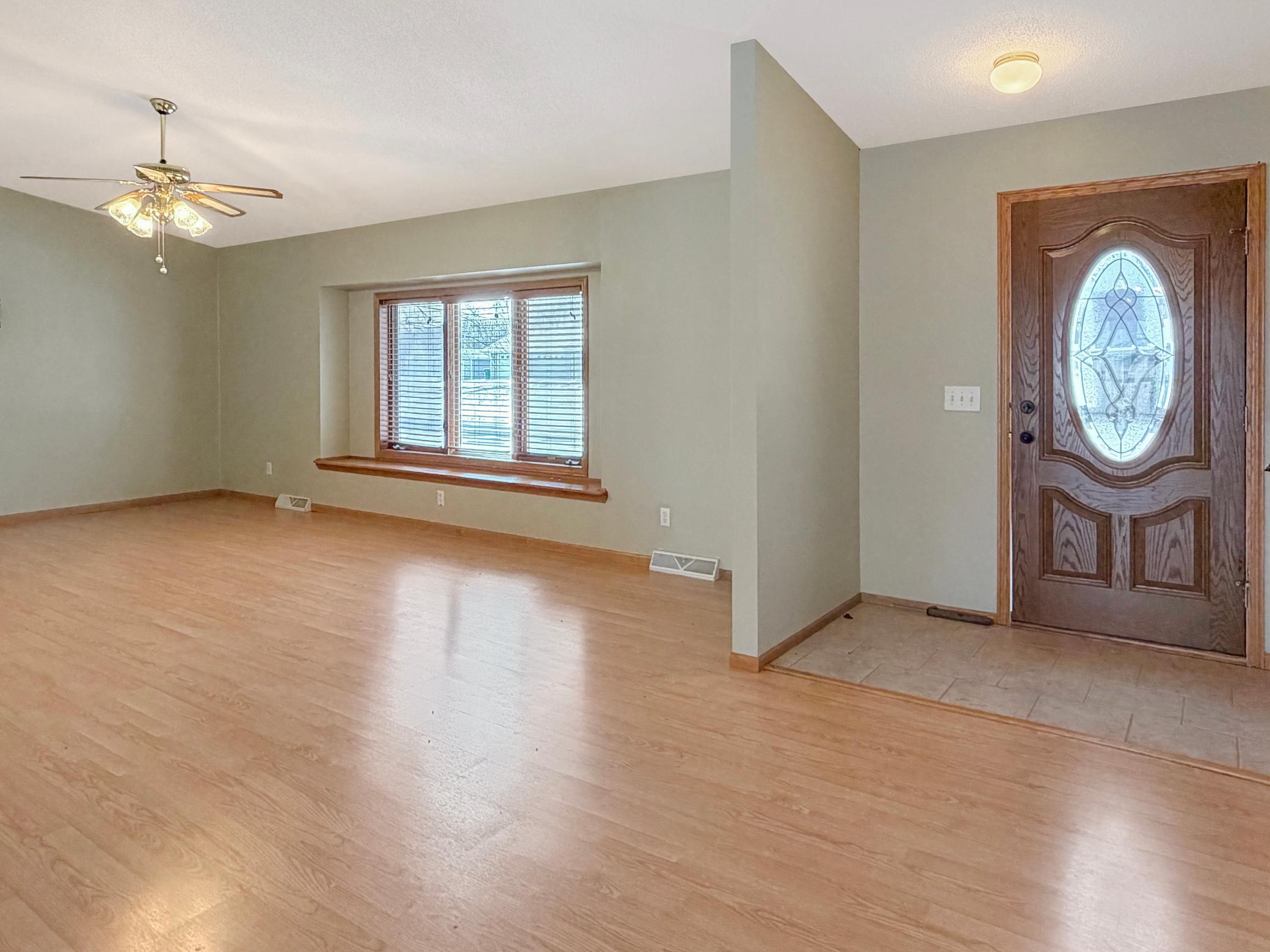 Homes for sale in Lakefield, MN | 509 Summer Ln, Lakefield, MN 56150 | MLS# 7009253