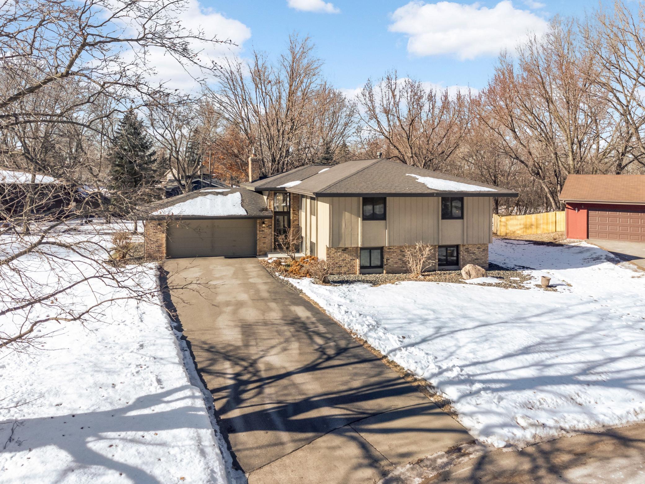 Homes for sale in Burnsville, MN | 3108 Red Oak Cir N, Burnsville, MN 55337 | MLS# 7009846