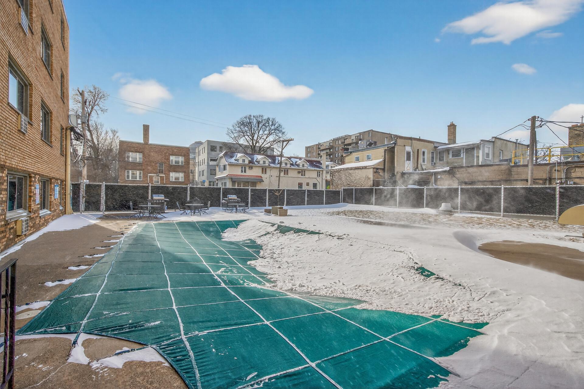 2nd image of 2727 W 43Rd St, Minneapolis, MN 55410