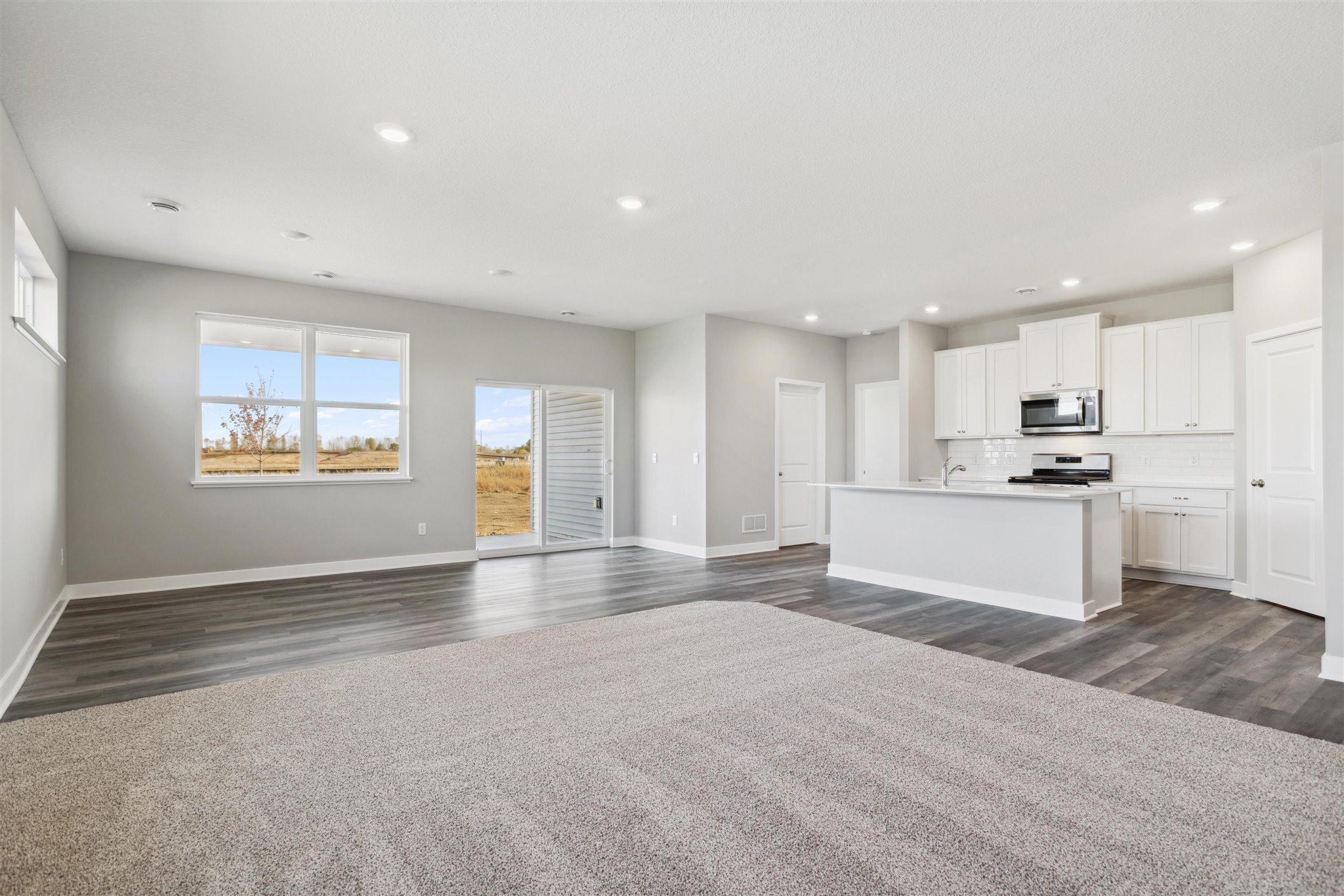 4th image of 17400 Durham Dr, Lakeville, MN 55044 | MLS# 7010055