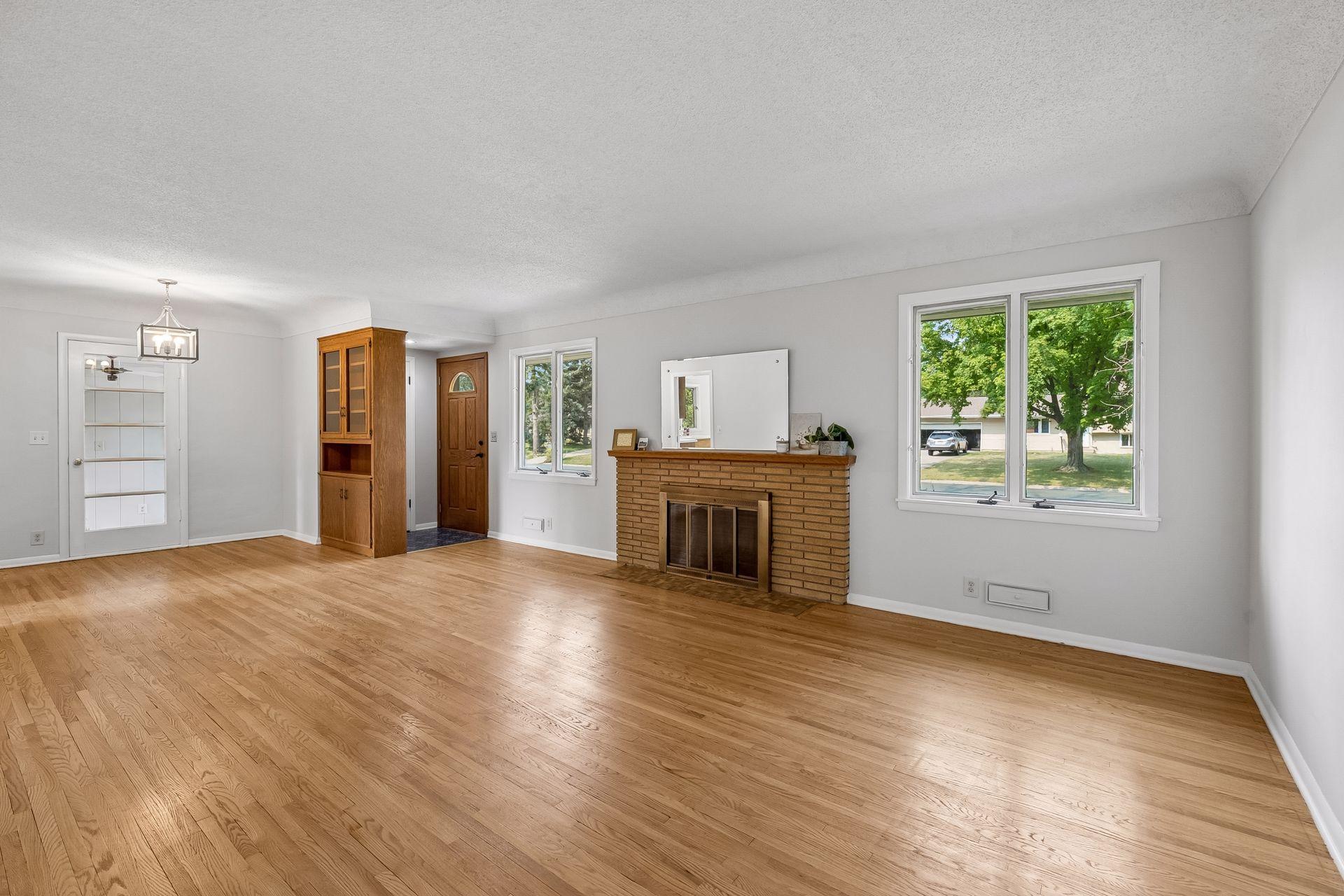 2nd image of 10013 Fremont Ave S, Minneapolis, MN 55431 | MLS# 7010710