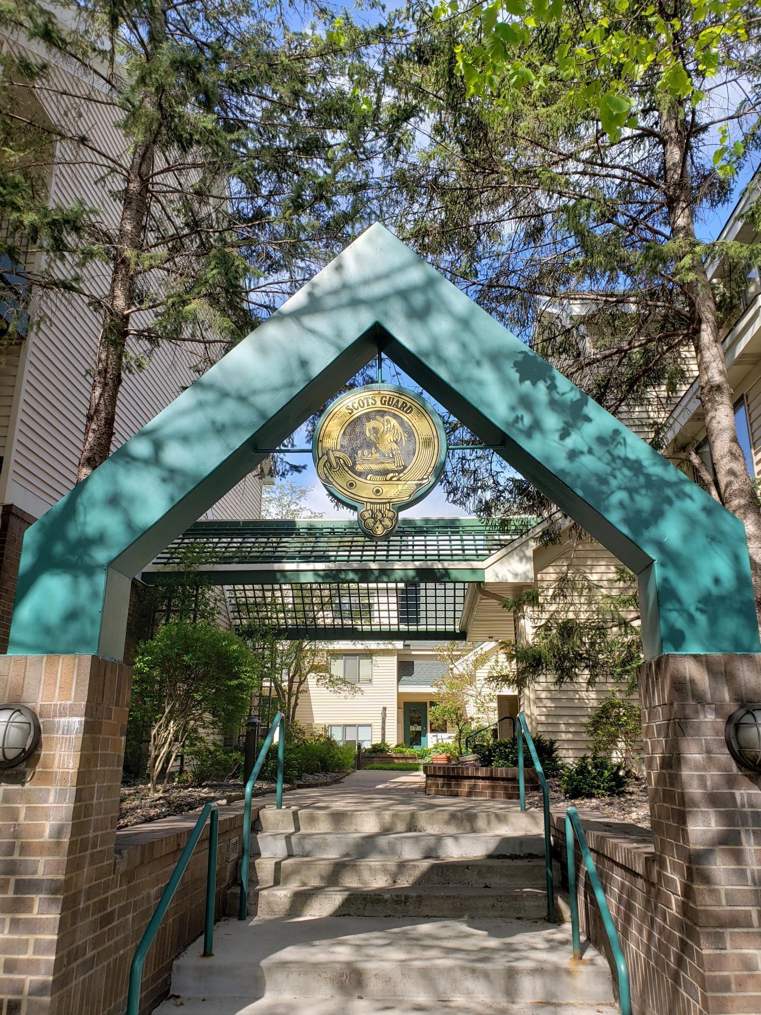 Homes for sale in Edina, MN | 7631 Edinborough Wy #5216, Edina, MN 55435 | MLS# 7011250