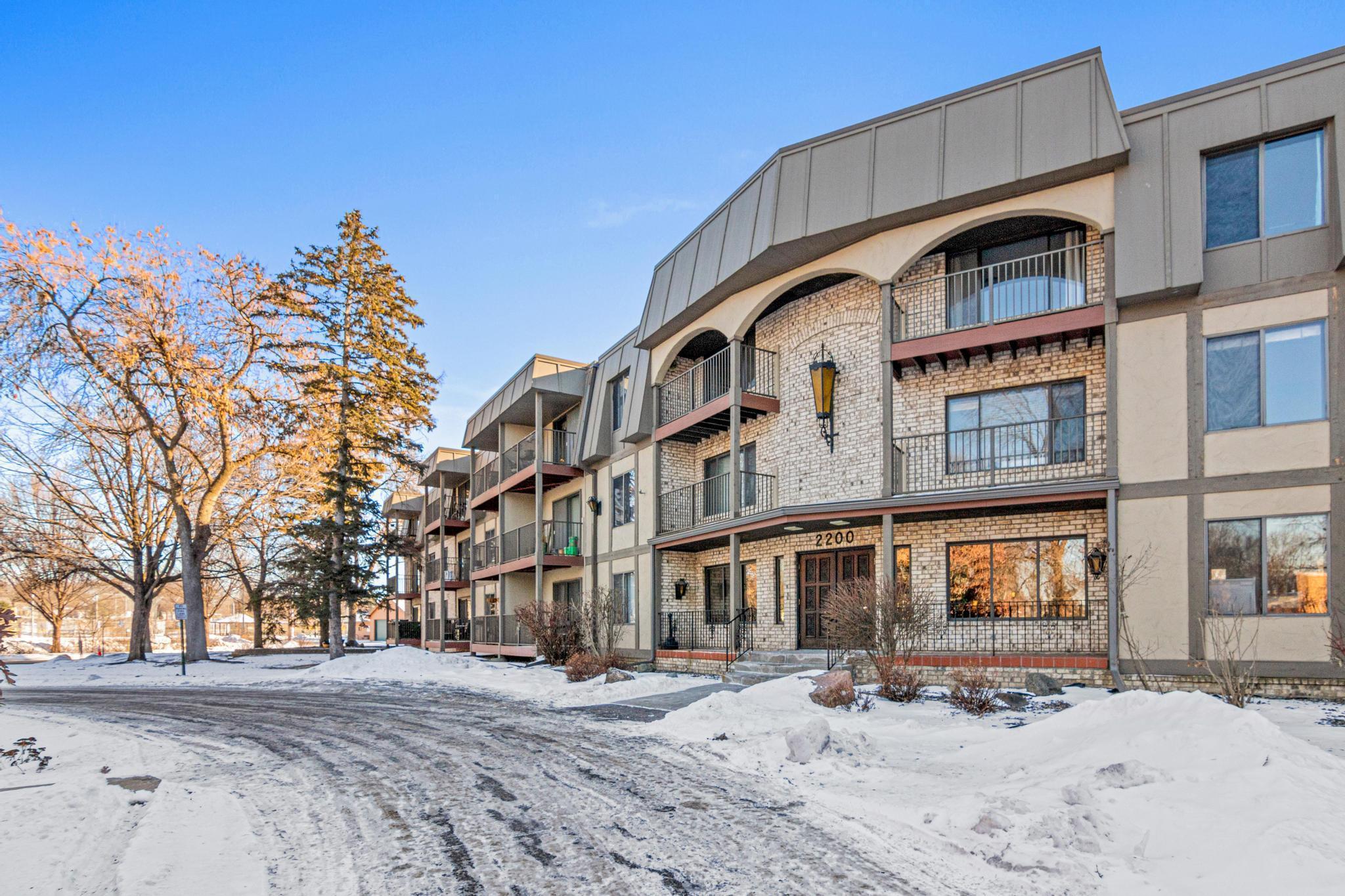 Homes for sale in Saint Louis Park, MN | 2200 Nevada Ave S #106, Saint Louis Park, MN 55426 | MLS# 7011367