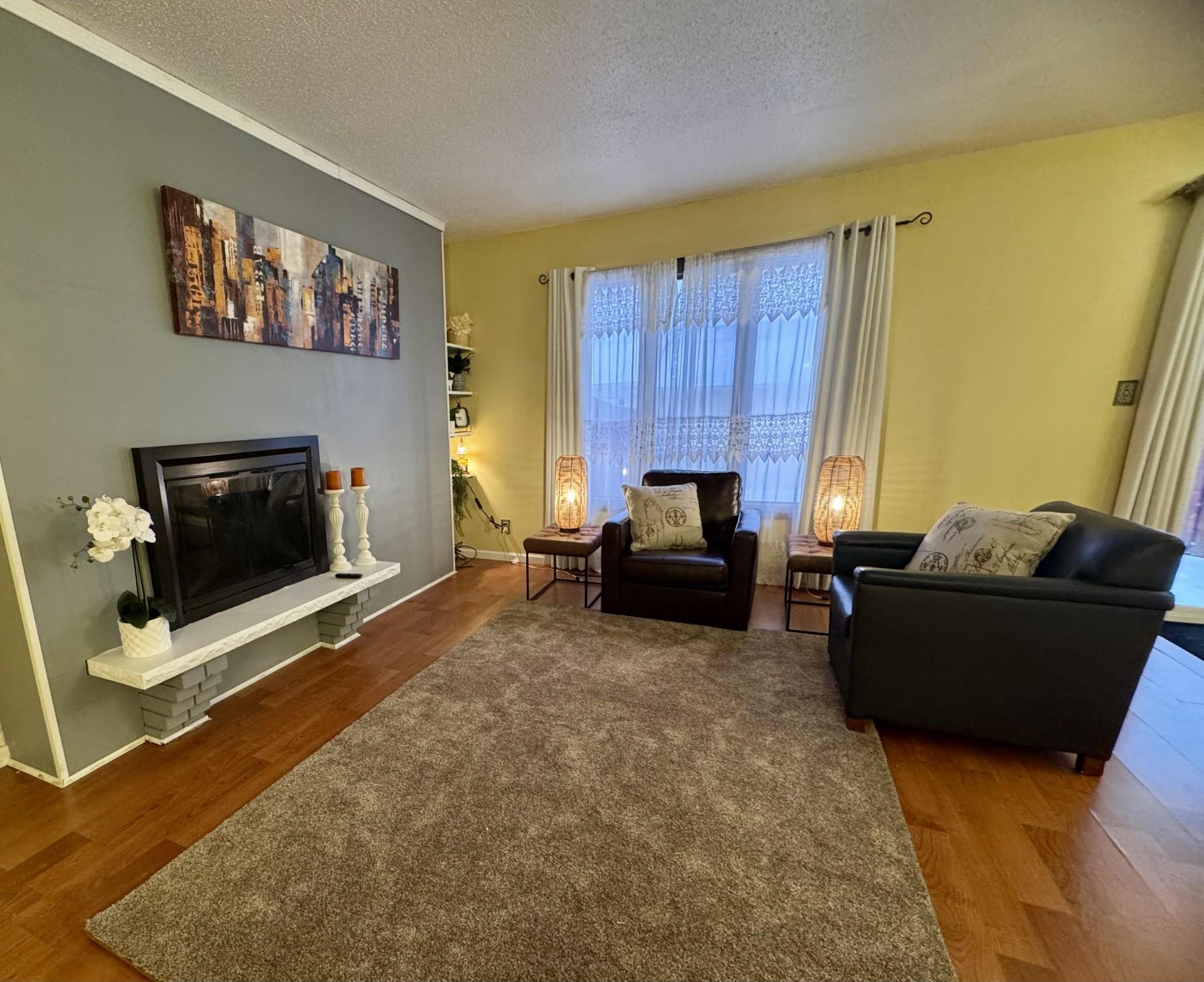 Homes for sale in Maplewood, MN | 2002 Arkwright St, Maplewood, MN 55117 | MLS# 7011618