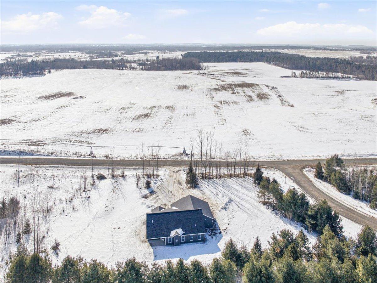 Homes for sale in New Richmond, WI | 1276 200th Ave, New Richmond, WI 54017 | MLS# 7011758