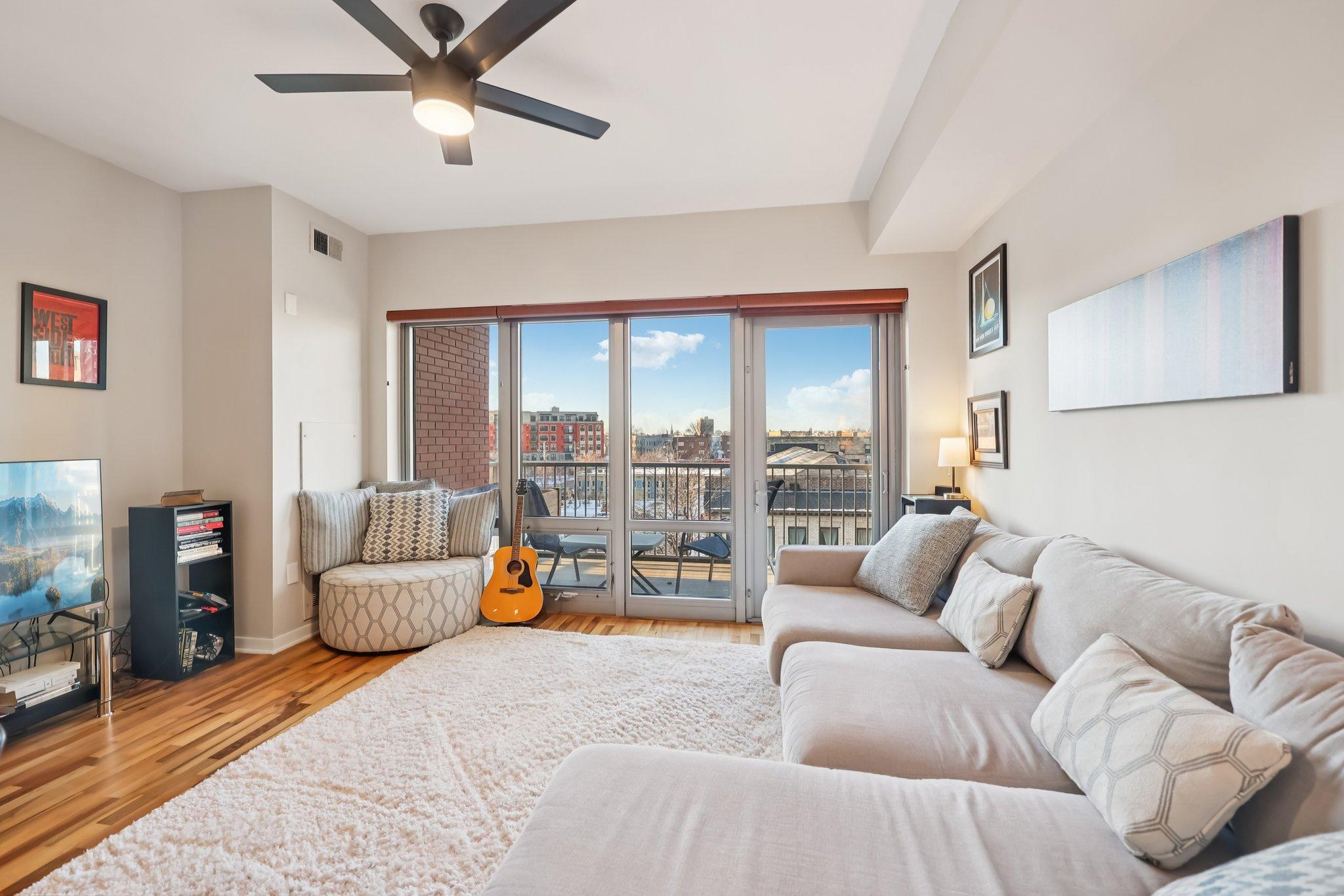 2nd image of 929 Portland Ave #410, Minneapolis, MN 55404 | MLS# 7011840
