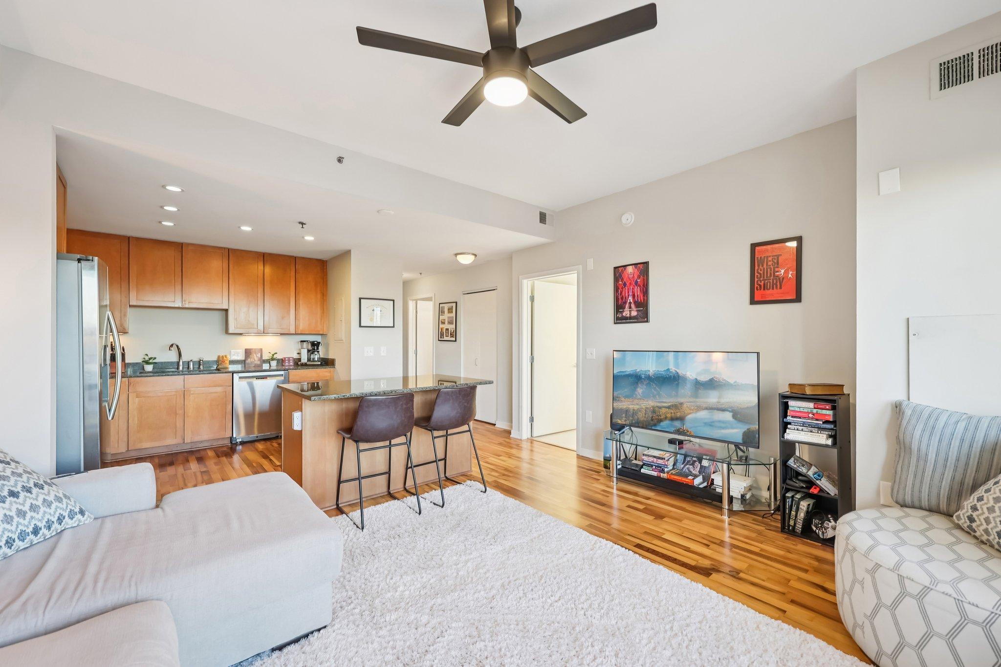 3rd image of 929 Portland Ave #410, Minneapolis, MN 55404 | MLS# 7011840