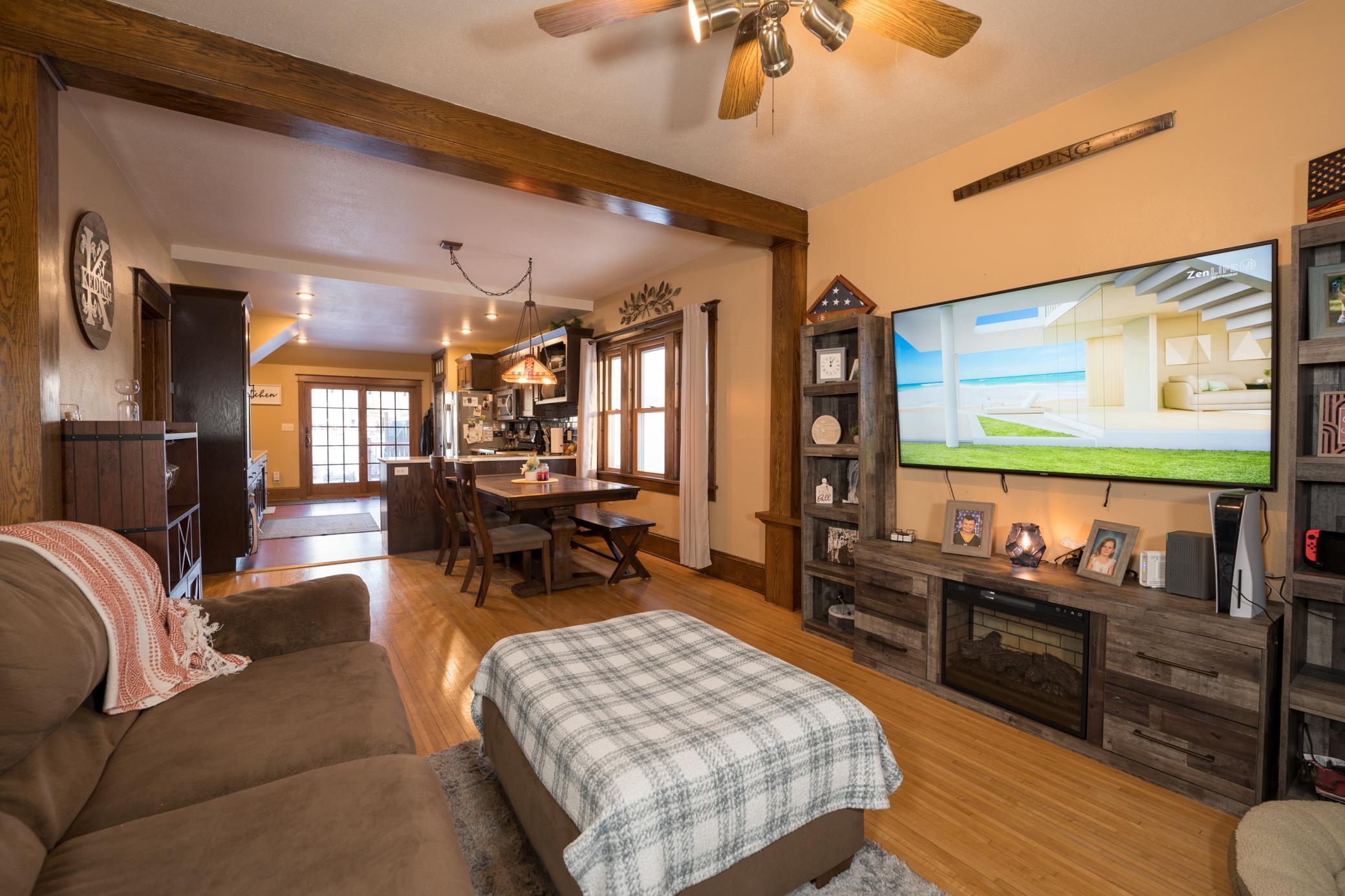 Homes for sale in Mondovi, WI | 320 N Franklin St, Mondovi, WI 54755 | MLS# 7011882