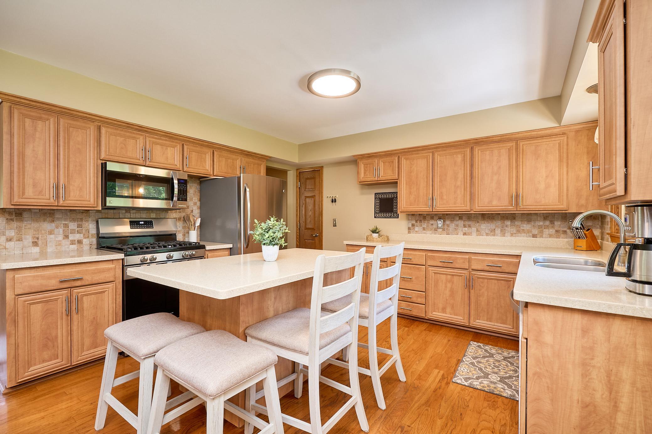 3rd image of 7941 60Th Ave N, New Hope, MN 55428 | MLS# 7012018