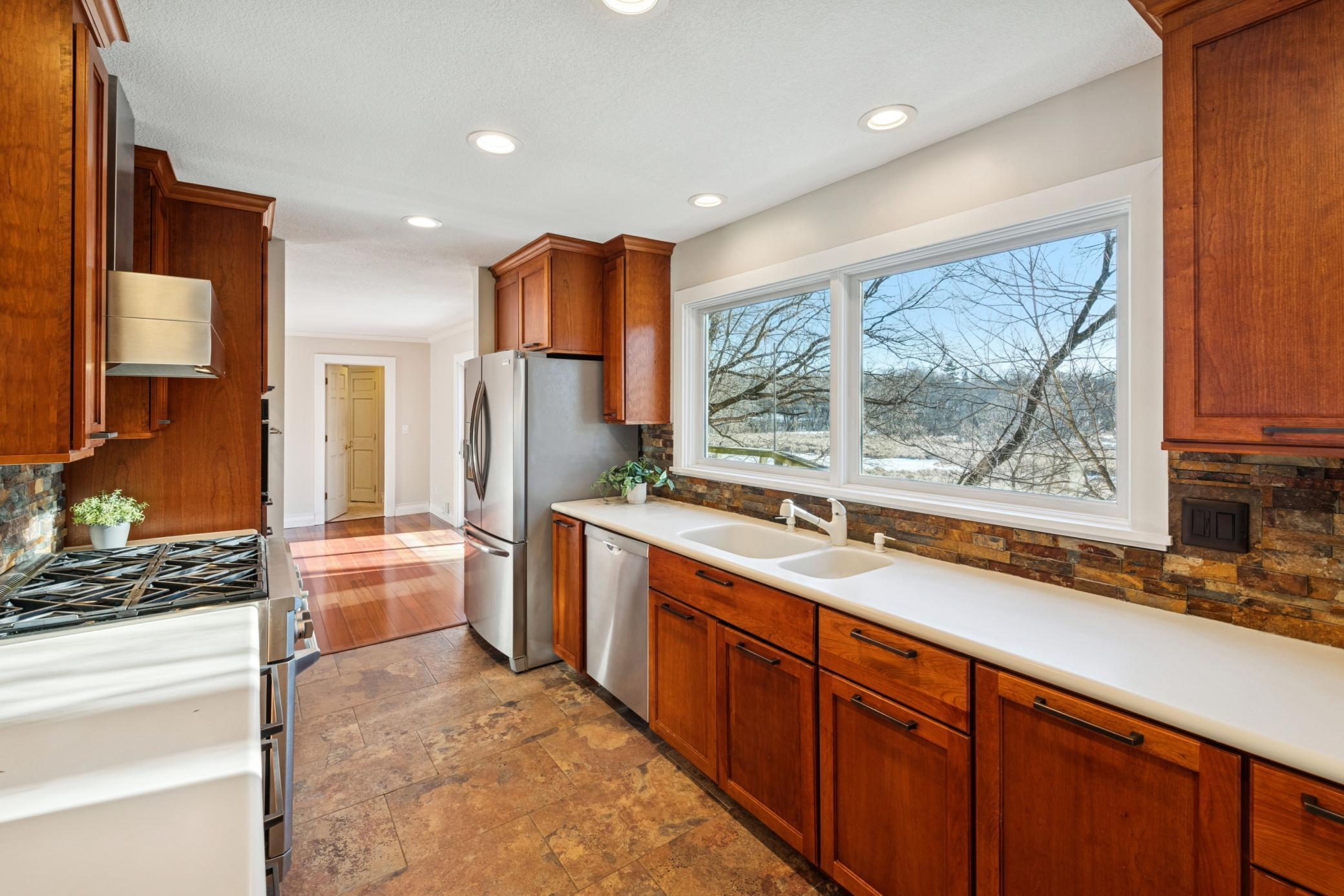 Homes for sale in Minnetonka, MN | 18213 Hermitage Wy, Minnetonka, MN 55345 | MLS# 7012322