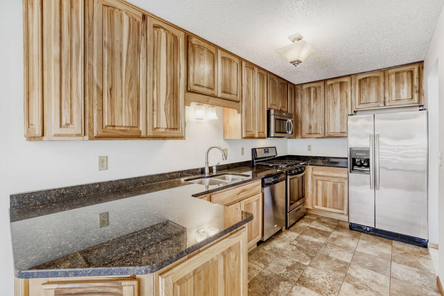 Homes for sale in Woodbury, MN | 6871 Macbeth Ct, Woodbury, MN 55125 | MLS# 7012351