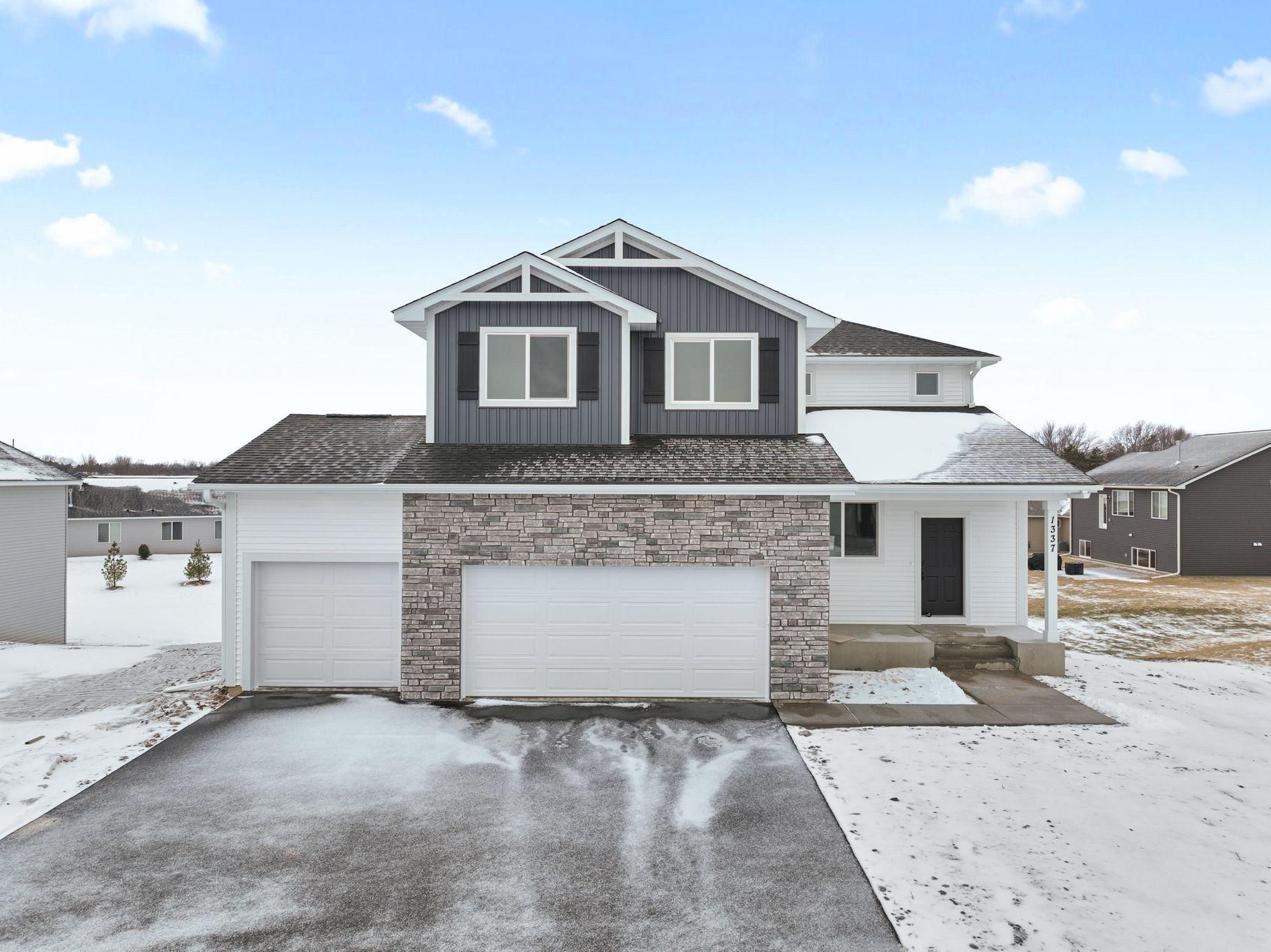 Homes for sale in New Richmond, WI | 1337 Ochid Wy, New Richmond, WI 54017 | MLS# 7012532