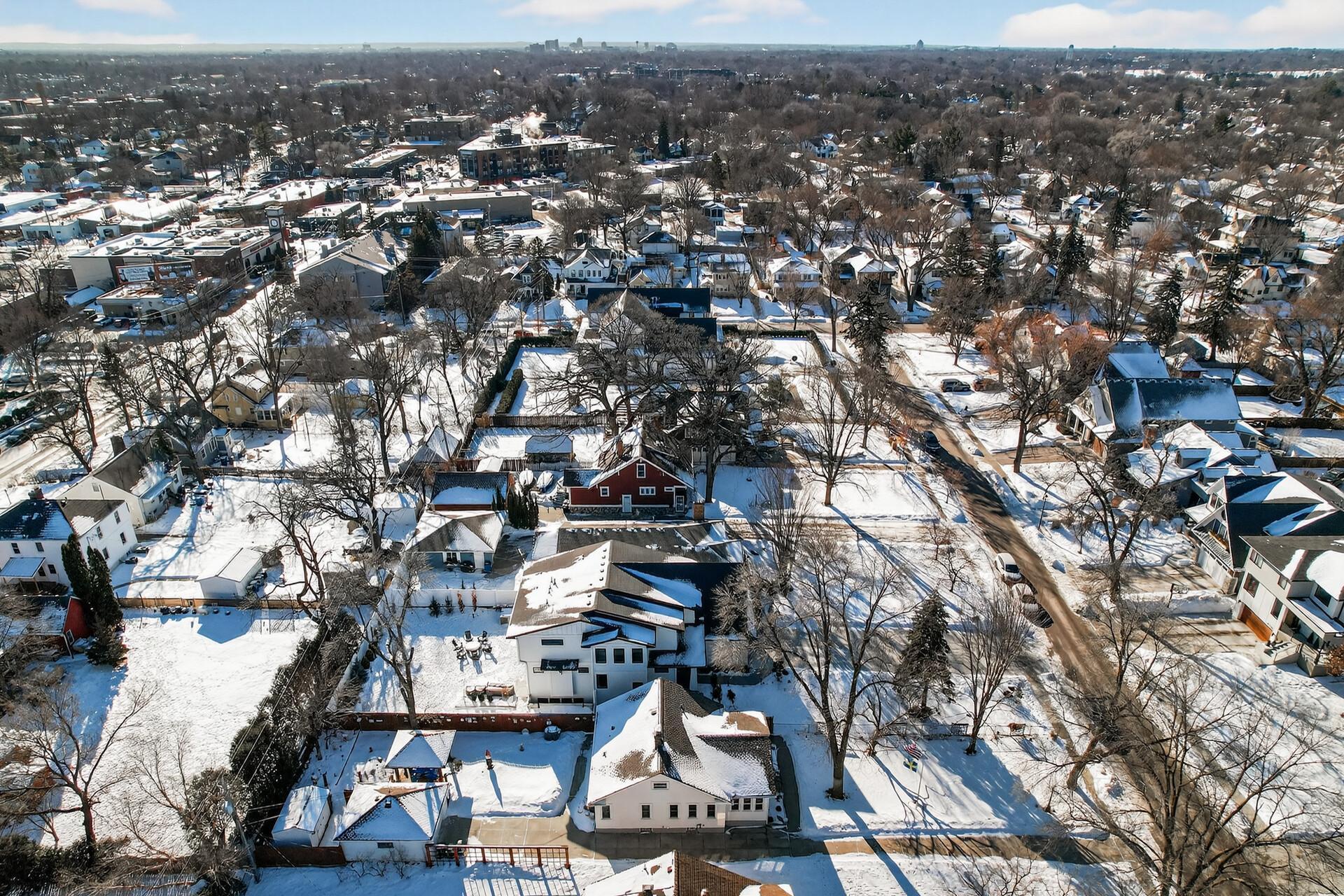 Homes for sale in Edina, MN | 4235 Scott Ter, Edina, MN 55416 | MLS# 7012665
