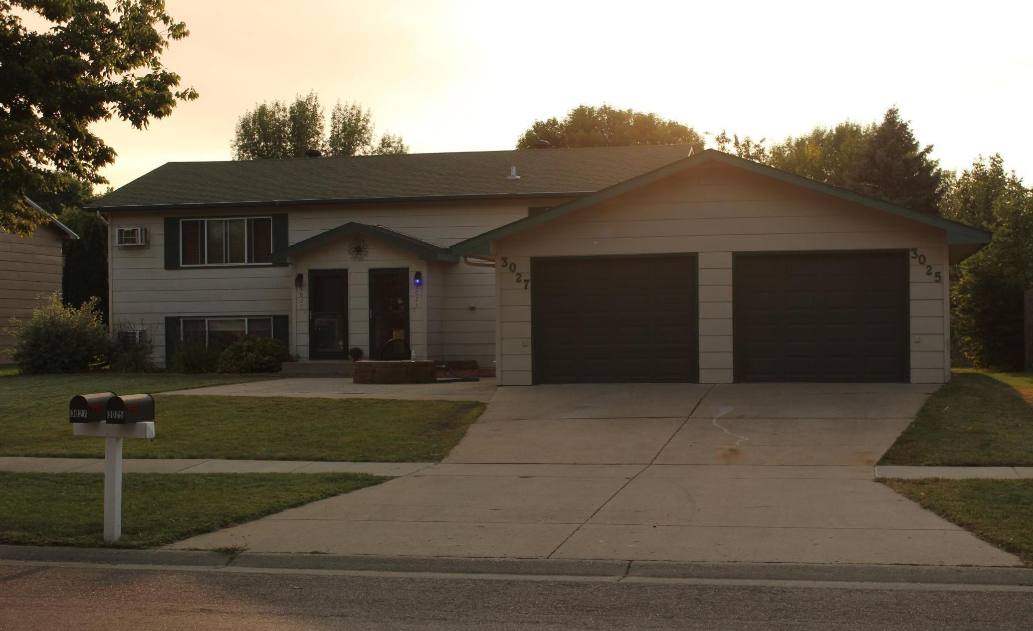 Homes for sale in Fargo, ND | 3025 18th St S, Fargo, ND 58103 | MLS# 7012747