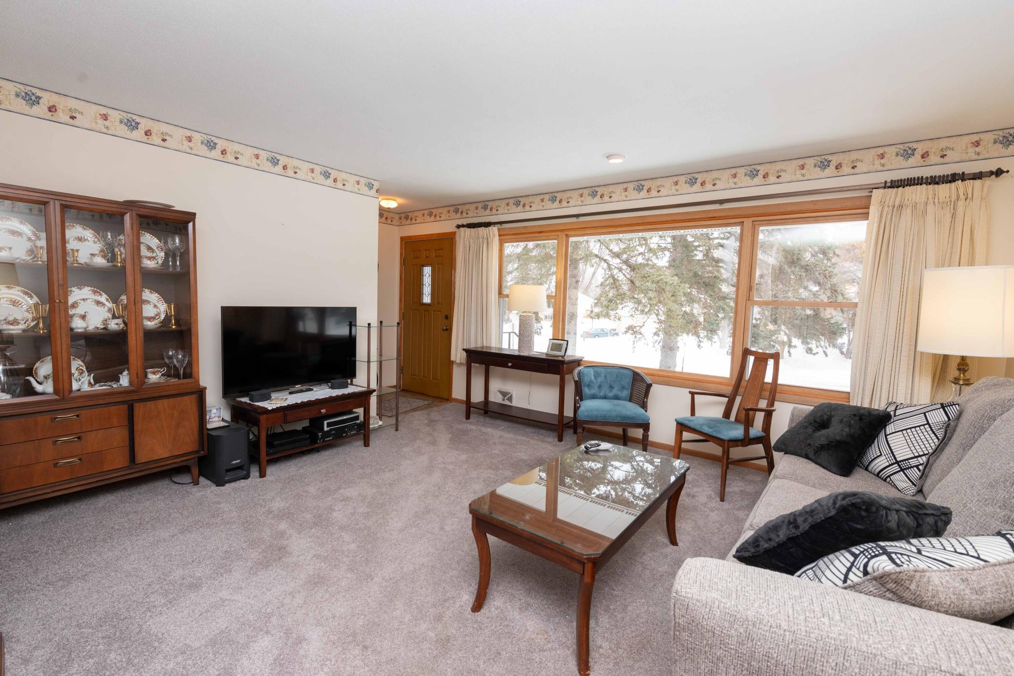 Homes for sale in Shoreview, MN | 3393 Richmond Ave, Shoreview, MN 55126 | MLS# 7012752