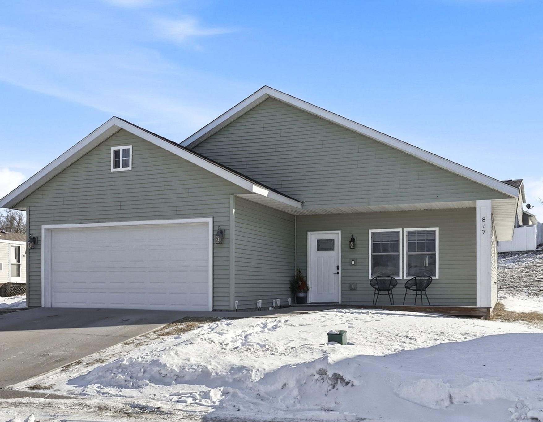 Homes for sale in Zumbrota, MN | 877 18th St, Zumbrota, MN 55992 | MLS# 7012828