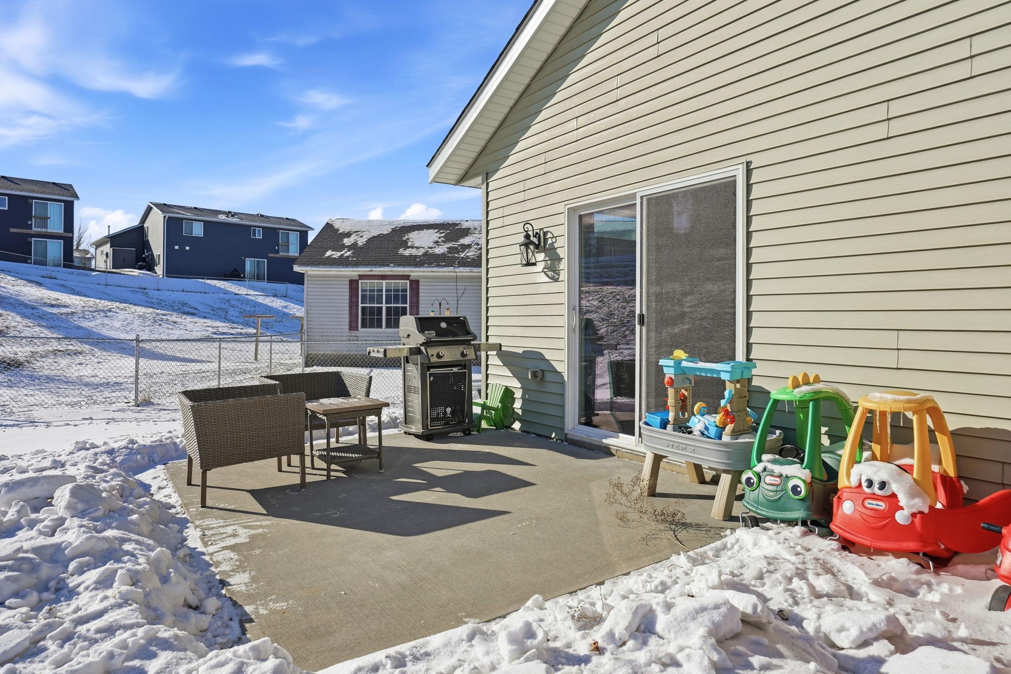 Homes for sale in Zumbrota, MN | 877 18th St, Zumbrota, MN 55992 | MLS# 7012828