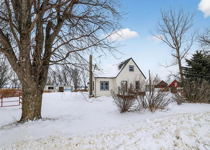 Homes for sale in Kenyon, MN | 8225 485Th St, Kenyon, MN 55946 | MLS# 7013174