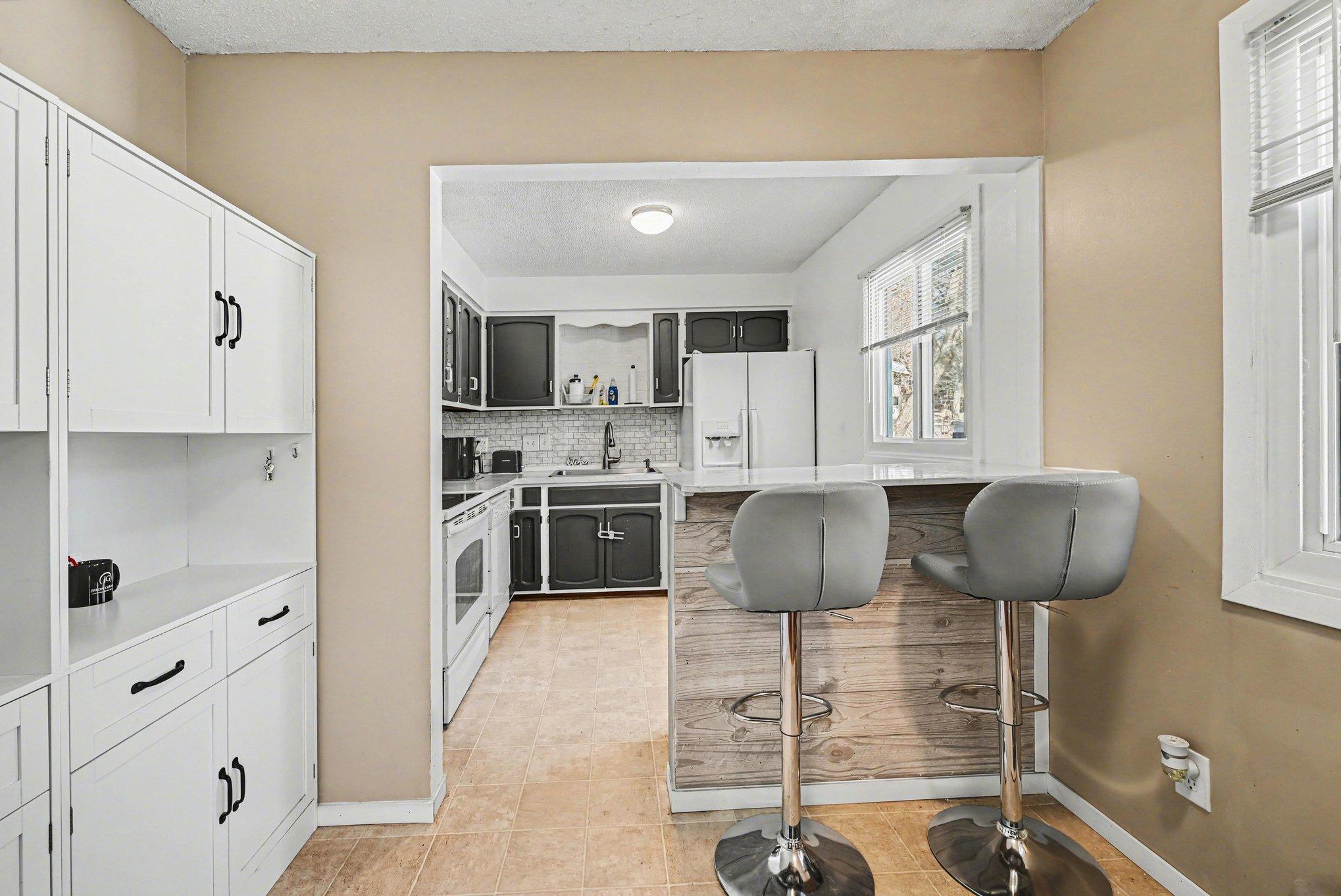 Homes for sale in Eden Prairie, MN | 8305 Tamarack Trl, Eden Prairie, MN 55347 | MLS# 7013312