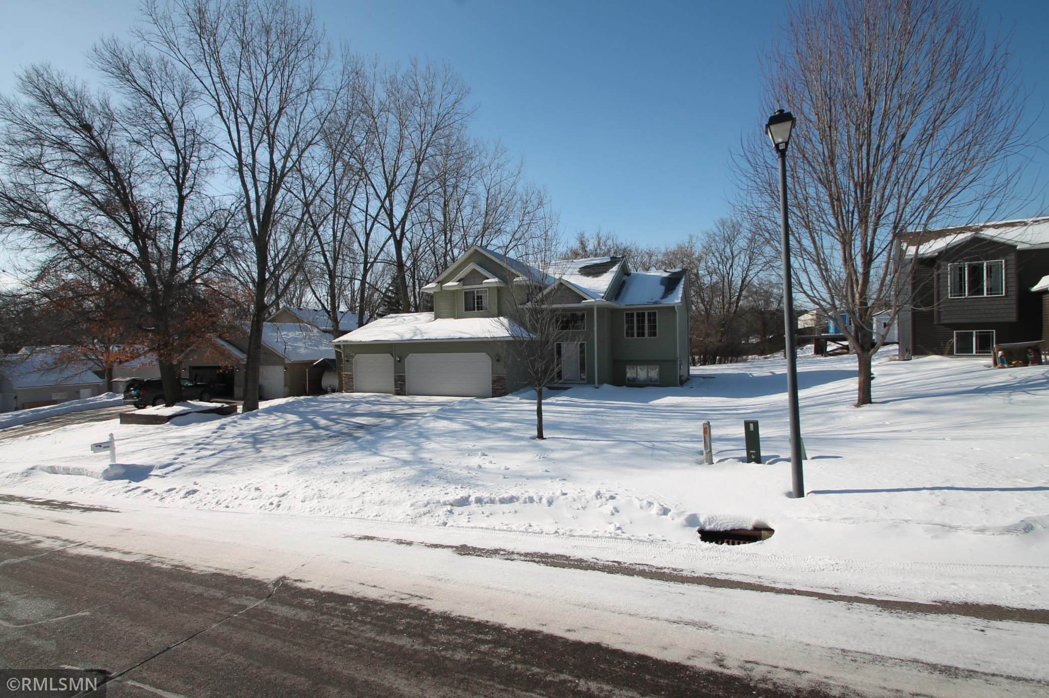 Homes for sale in Elk River, MN | 19438 Dodge St Nw, Elk River, MN 55330 | MLS# 7013724