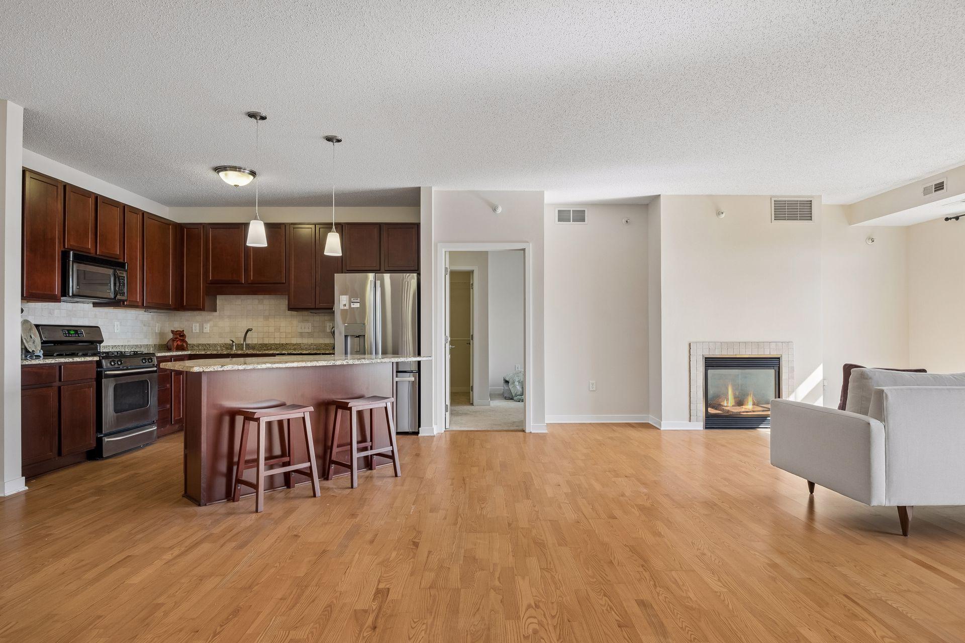 2nd image of 619 8th St Se #409, Minneapolis, MN 55414 | MLS# 7013748