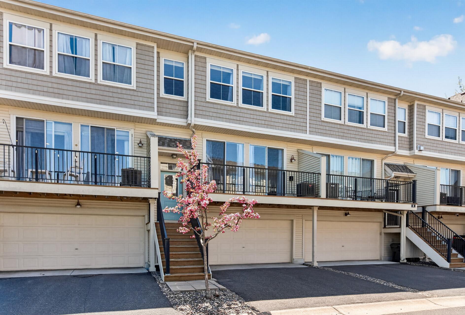 3rd image of 4735 Victor Path #6, Hugo, MN 55038 | MLS# 7013776