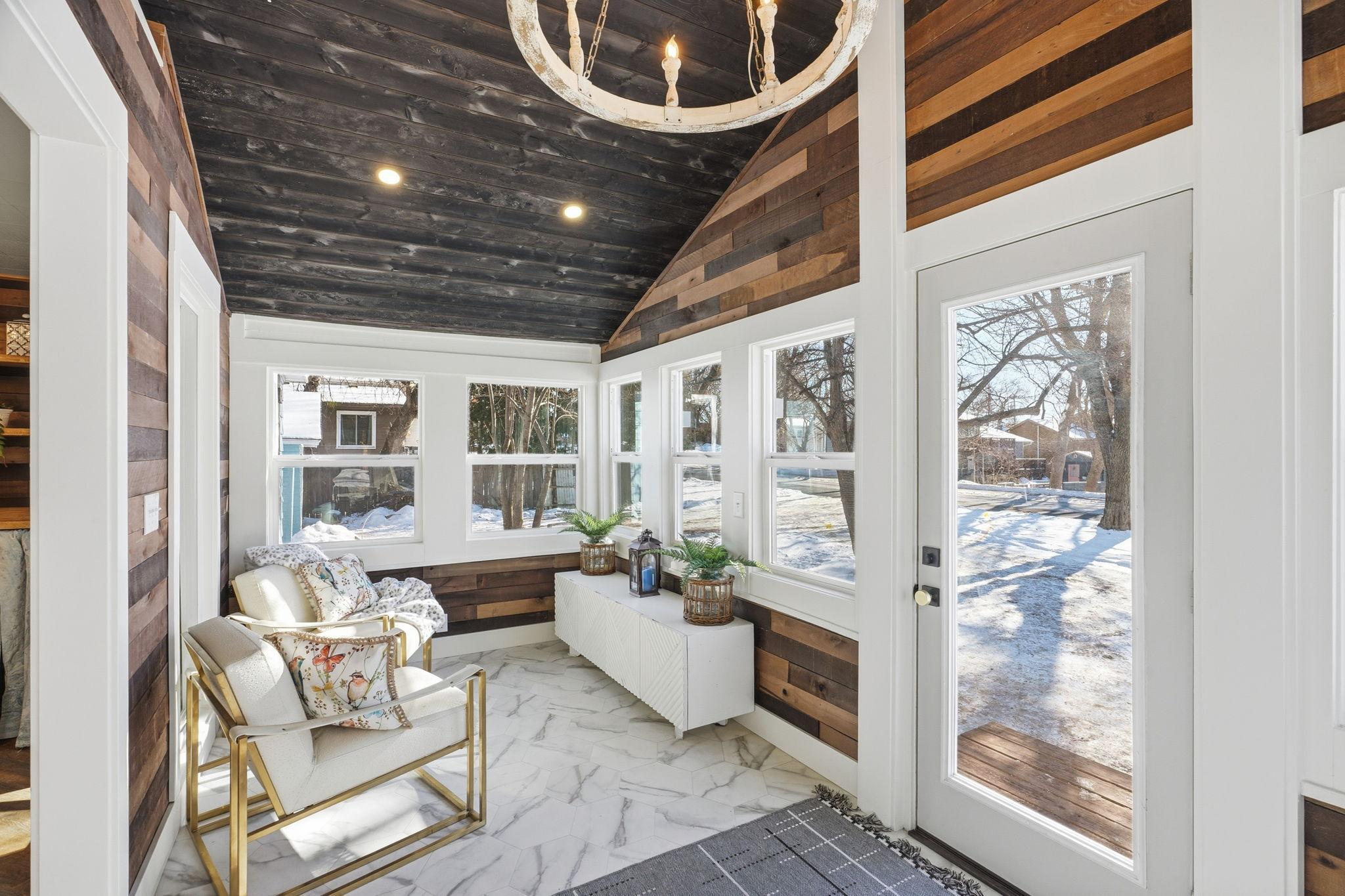 Homes for sale in Mound, MN | 5118 Three Points Blvd, Mound, MN 55364 | MLS# 7013857