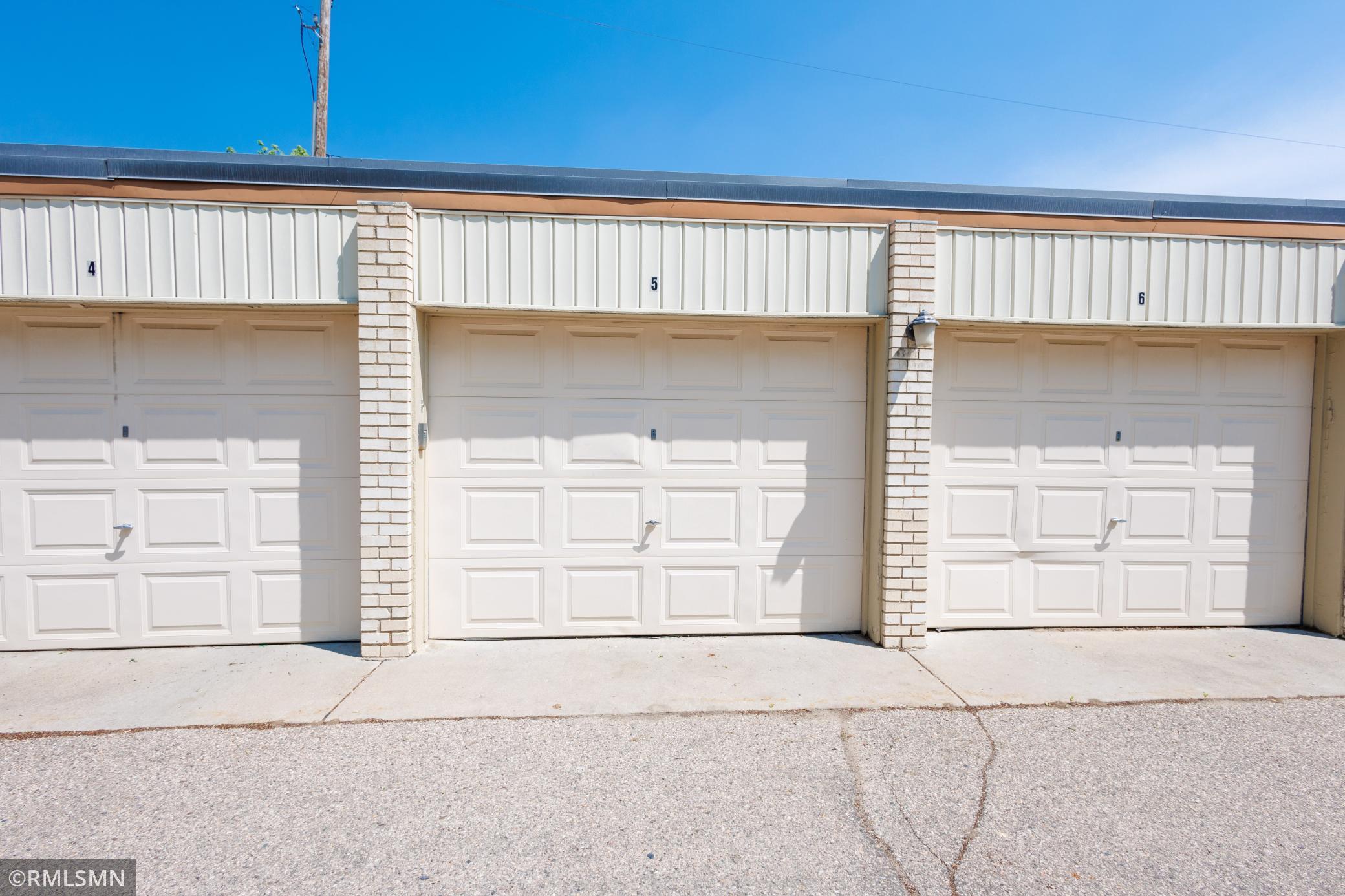 Homes for sale in Edina, MN | 6309 York Ave S #104, Edina, MN 55435 | MLS# 7014260