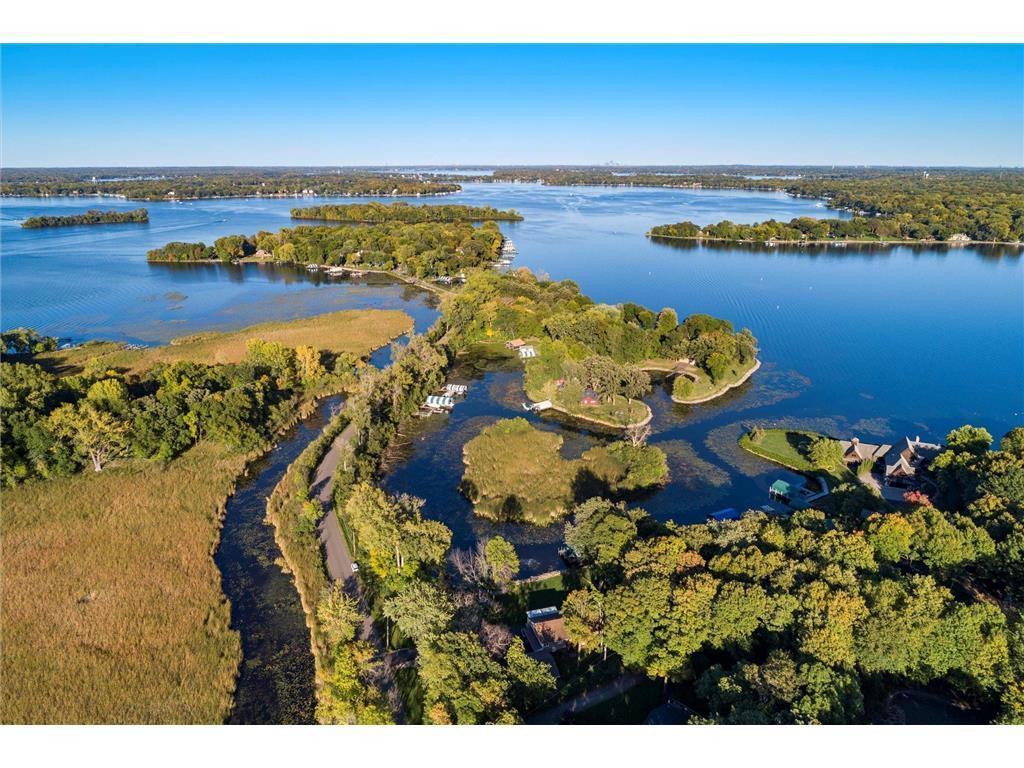 Homes for sale in Shorewood, MN | 4720 Lagoon Dr, Shorewood, MN 55364 | MLS# 7014617