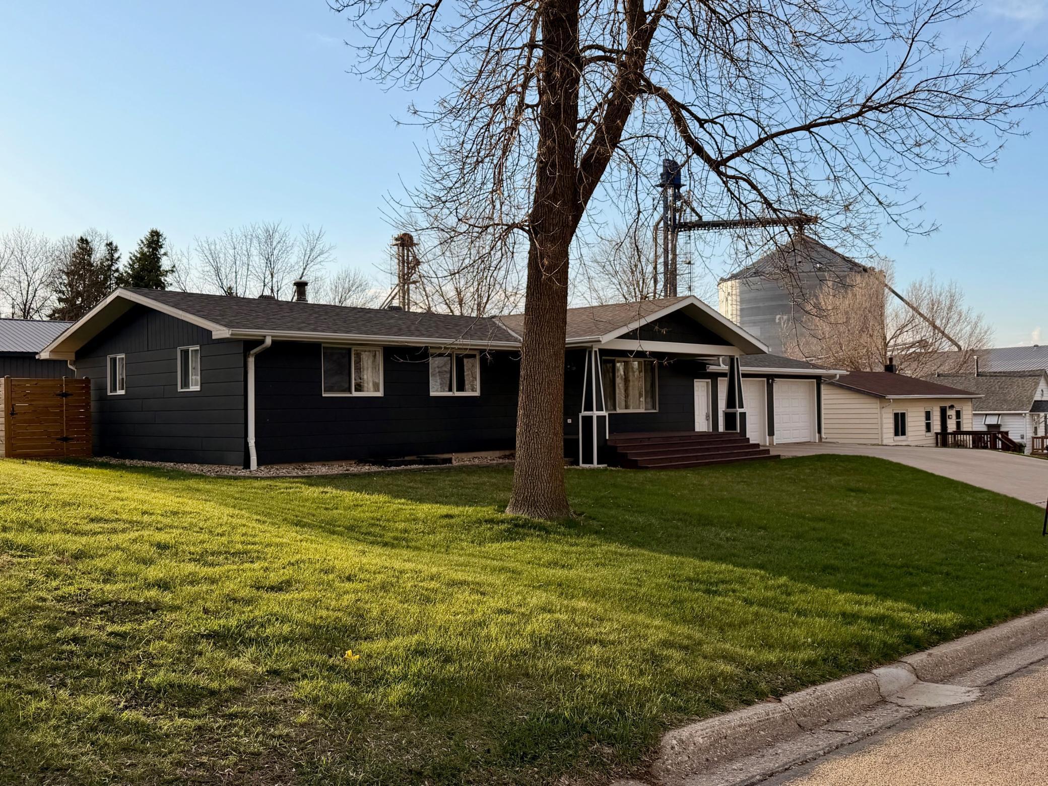 Homes for sale in Adrian, MN | 113 Oklahoma Ave, Adrian, MN 56110 | MLS# 7014868