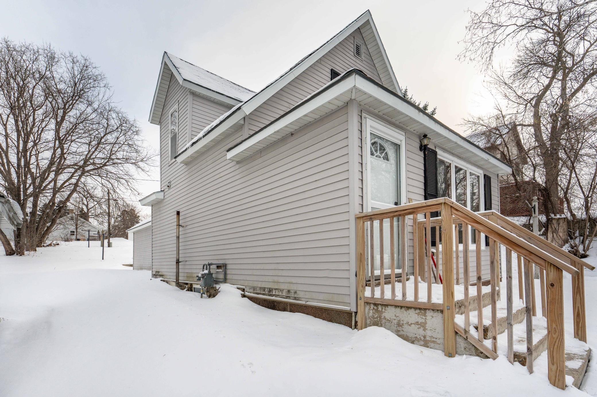 Homes for sale in Pelican Rapids, MN | 313 3Rd St Se, Pelican Rapids, MN 56572 | MLS# 7014911