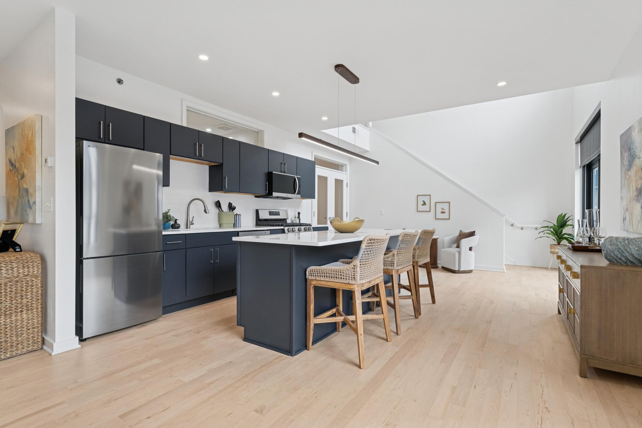2nd image of 3104 W Lake St #412, Minneapolis, MN 55416 | MLS# 7015690