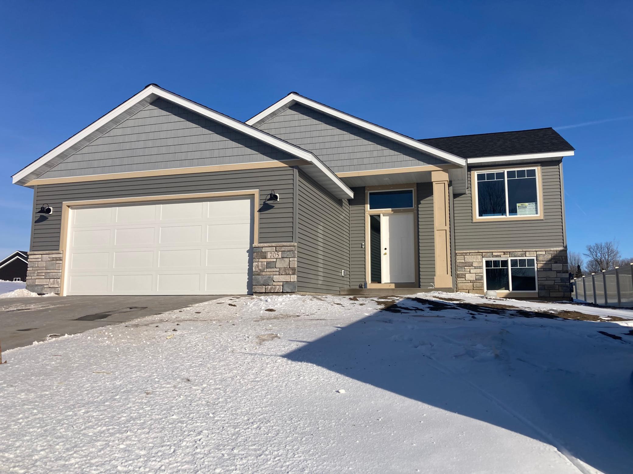 Homes for sale in Kenyon, MN | 705 State St, Kenyon, MN 55946 | MLS# 7015740